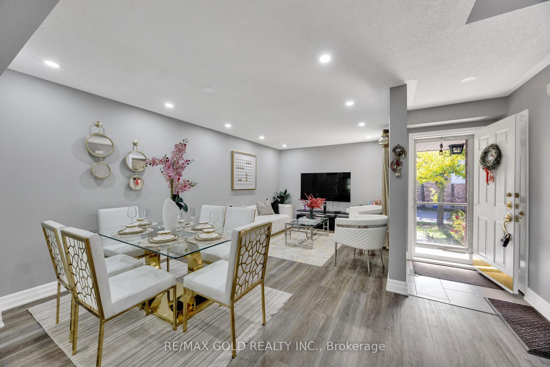 Photo 5 of Unit 75, 2555 Thomas Street, Mississauga, Central Erin Mills — HOMEH