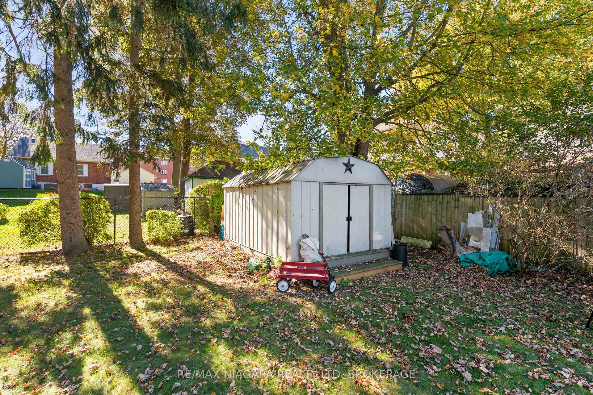 Photo 22 of 128 Adelaide Street, Port Colborne, Sugarloaf — HOMEH