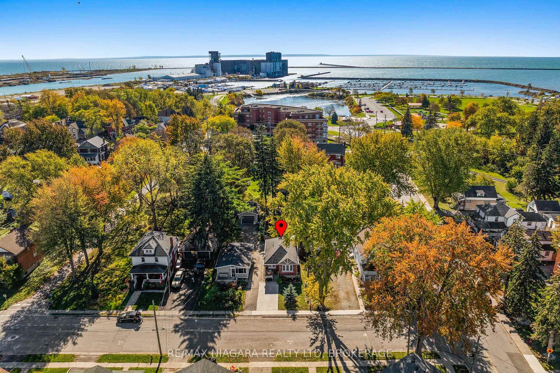 Photo 32 of 128 Adelaide Street, Port Colborne, Sugarloaf — HOMEH