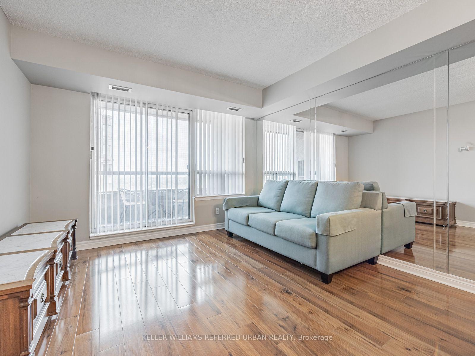 Photo 8 of Unit PH205, 2 Covington Road, Toronto, Englemount-Lawrence — HOMEH