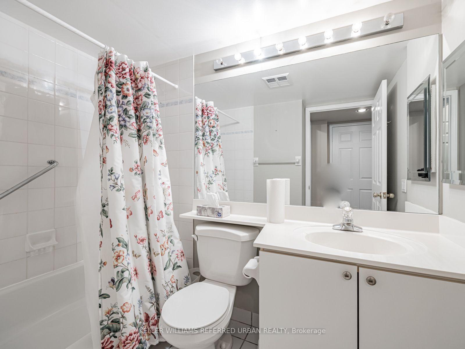 Photo 16 of Unit PH205, 2 Covington Road, Toronto, Englemount-Lawrence — HOMEH