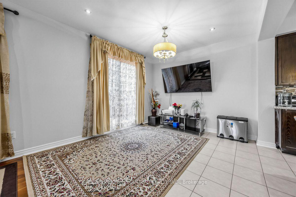 Photo 16 of 45 Atherton Avenue, Ajax, Northwest Ajax — HOMEH