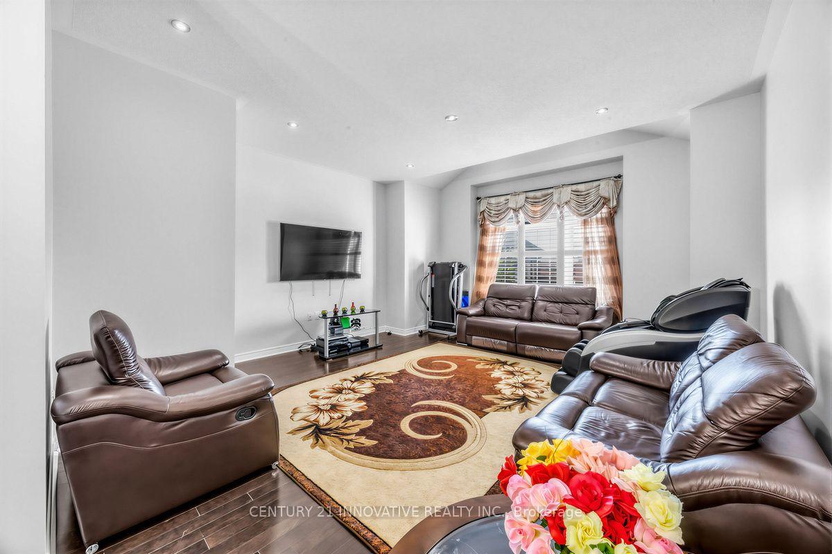 Photo 22 of 45 Atherton Avenue, Ajax, Northwest Ajax — HOMEH