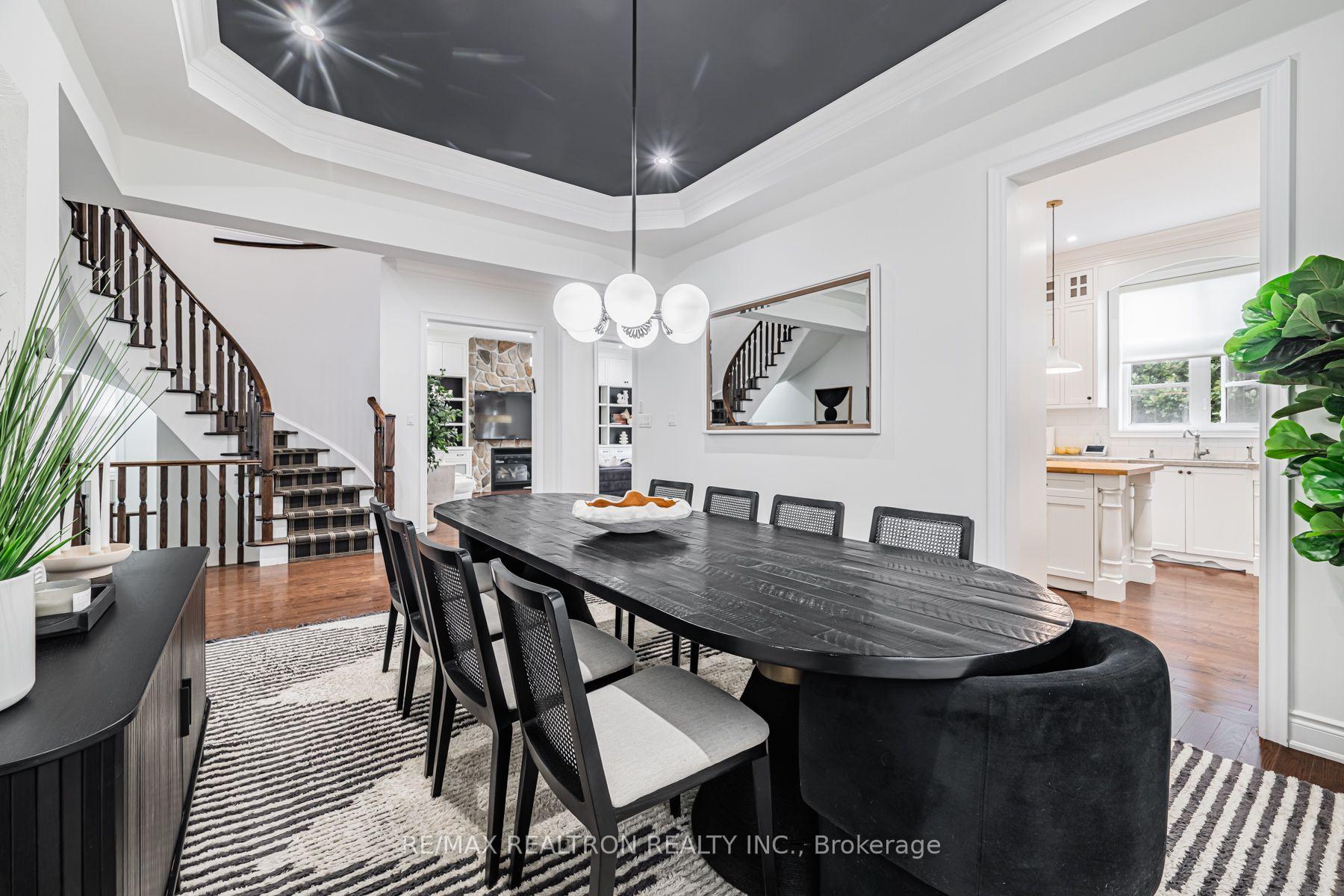 Photo 17 of 95 Woodvalley Crescent, Vaughan, Patterson — HOMEH