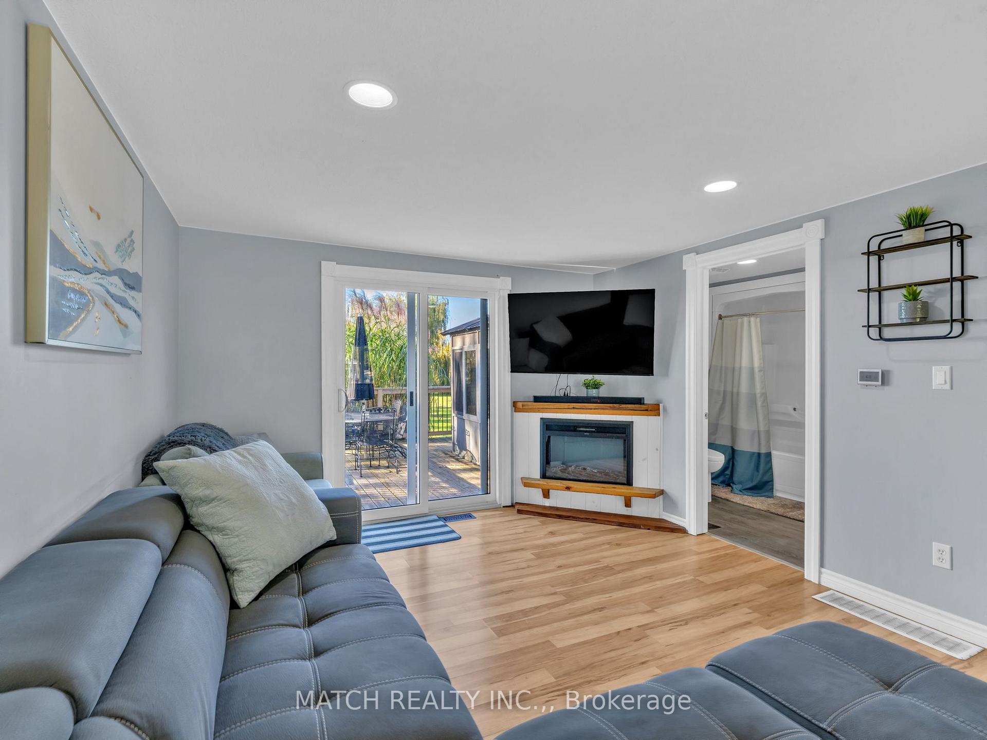 Photo 16 of 64 Brock Street, Chatham-Kent, Chatham — HOMEH