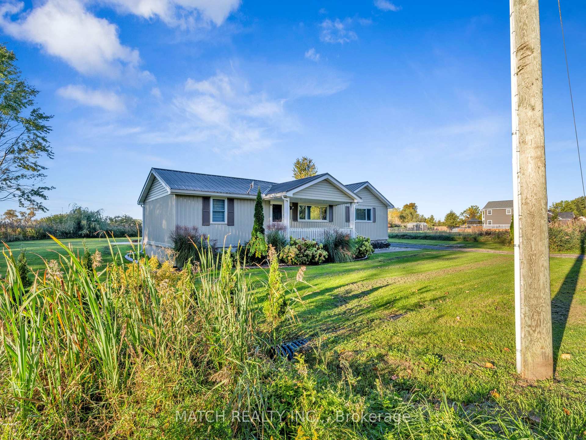 Photo 44 of 64 Brock Street, Chatham-Kent, Chatham — HOMEH
