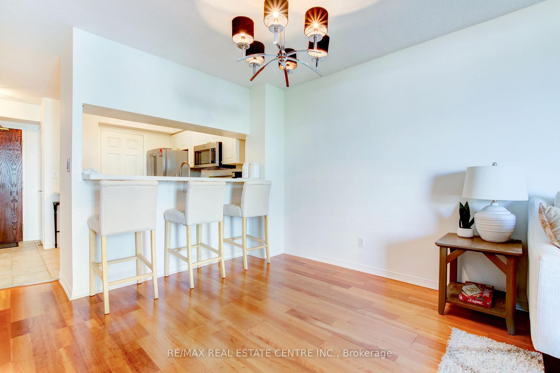 Photo 13 of Unit 706, 190 Manitoba Street, Etobicoke, Mimico — HOMEH
