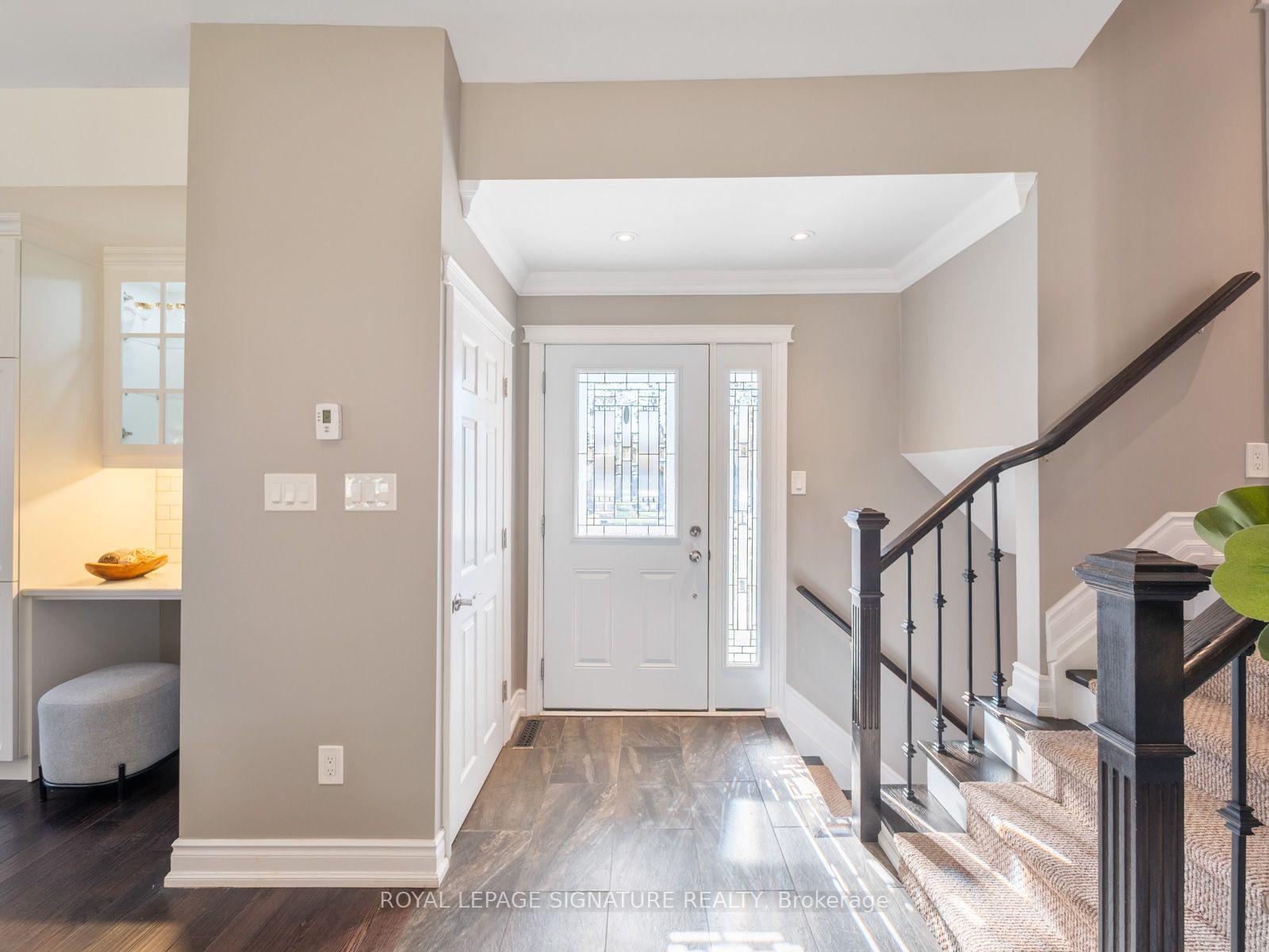 Photo 5 of 74 Tilley Drive, Scarborough, Centennial Scarborough — HOMEH