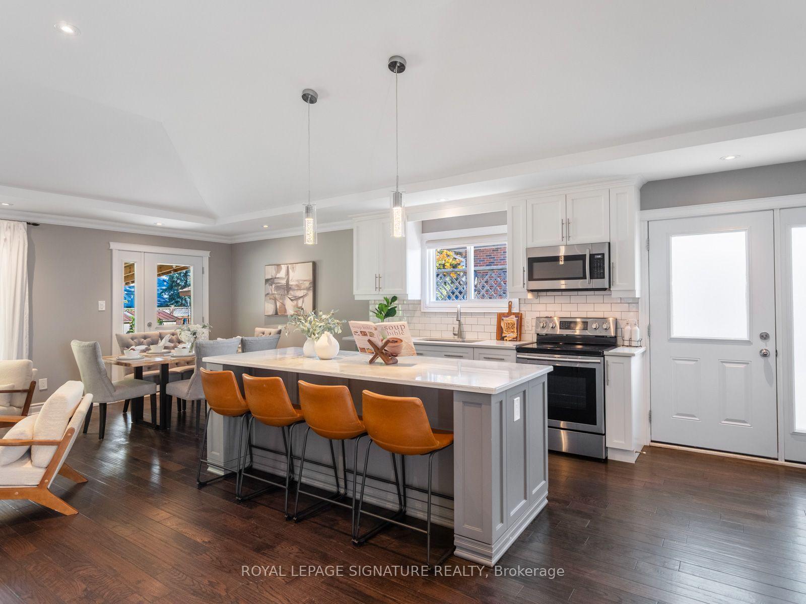 Photo 9 of 74 Tilley Drive, Scarborough, Centennial Scarborough — HOMEH