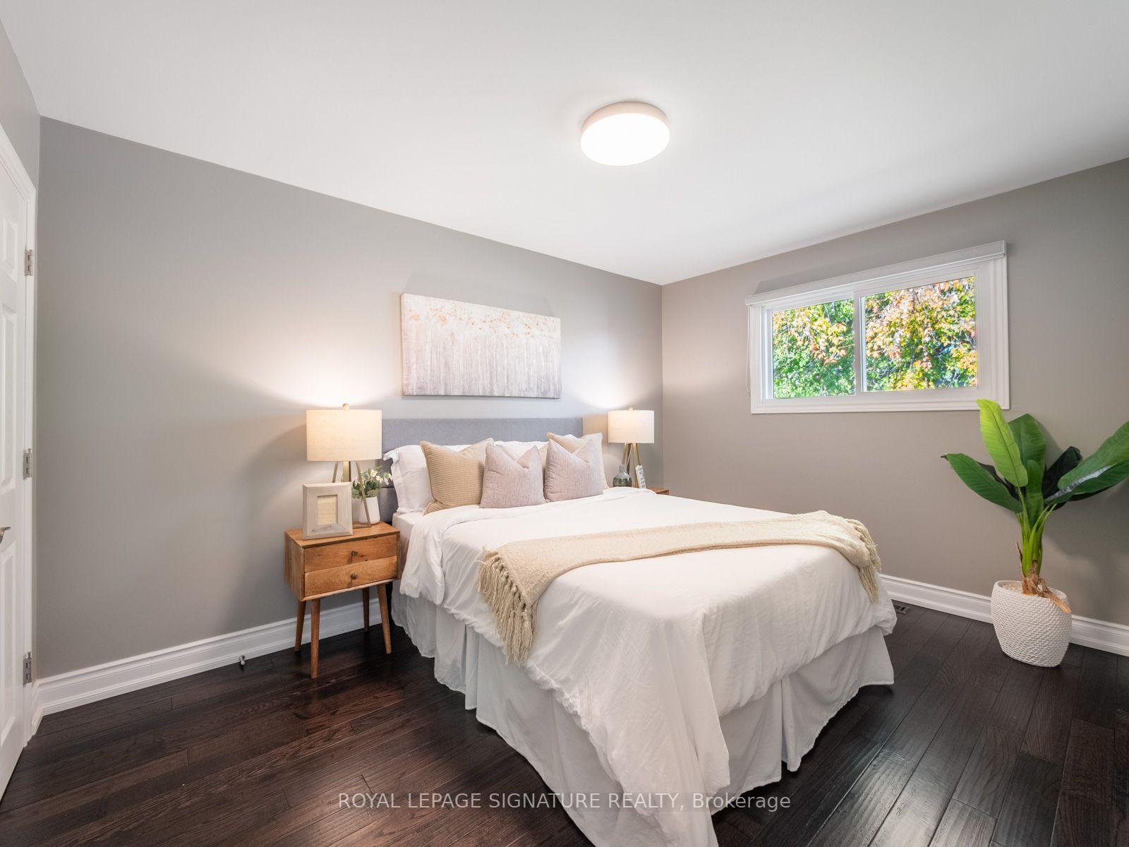 Photo 23 of 74 Tilley Drive, Scarborough, Centennial Scarborough — HOMEH