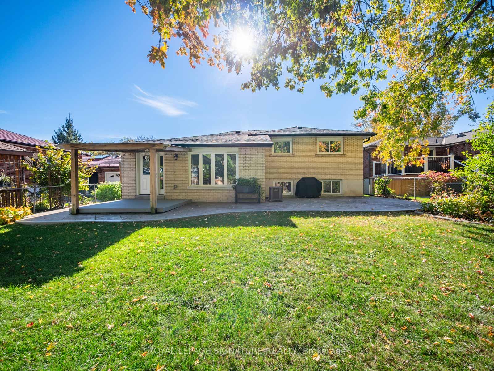 Photo 39 of 74 Tilley Drive, Scarborough, Centennial Scarborough — HOMEH