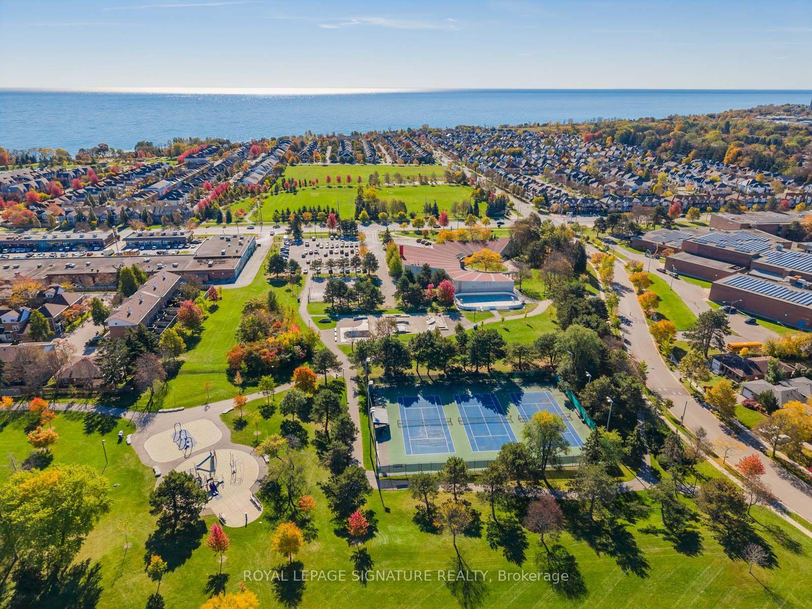 Photo 43 of 74 Tilley Drive, Scarborough, Centennial Scarborough — HOMEH