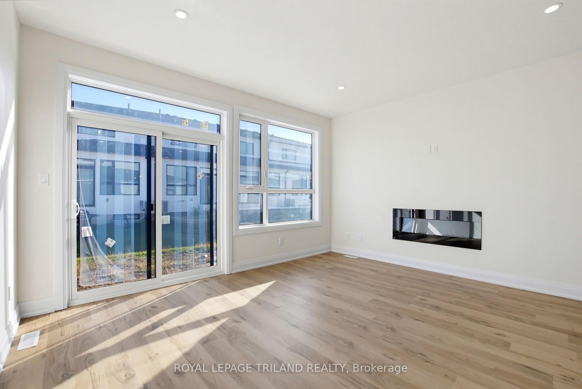 Photo 11 of 776 Banyan Lane, London, North E — HOMEH