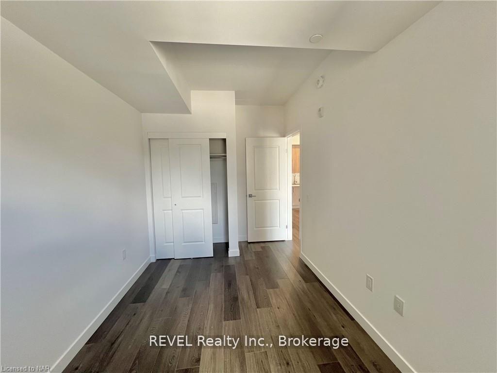 Photo 9 of Unit 213, 7549 Kalar Road, Niagara Falls, Brown — HOMEH