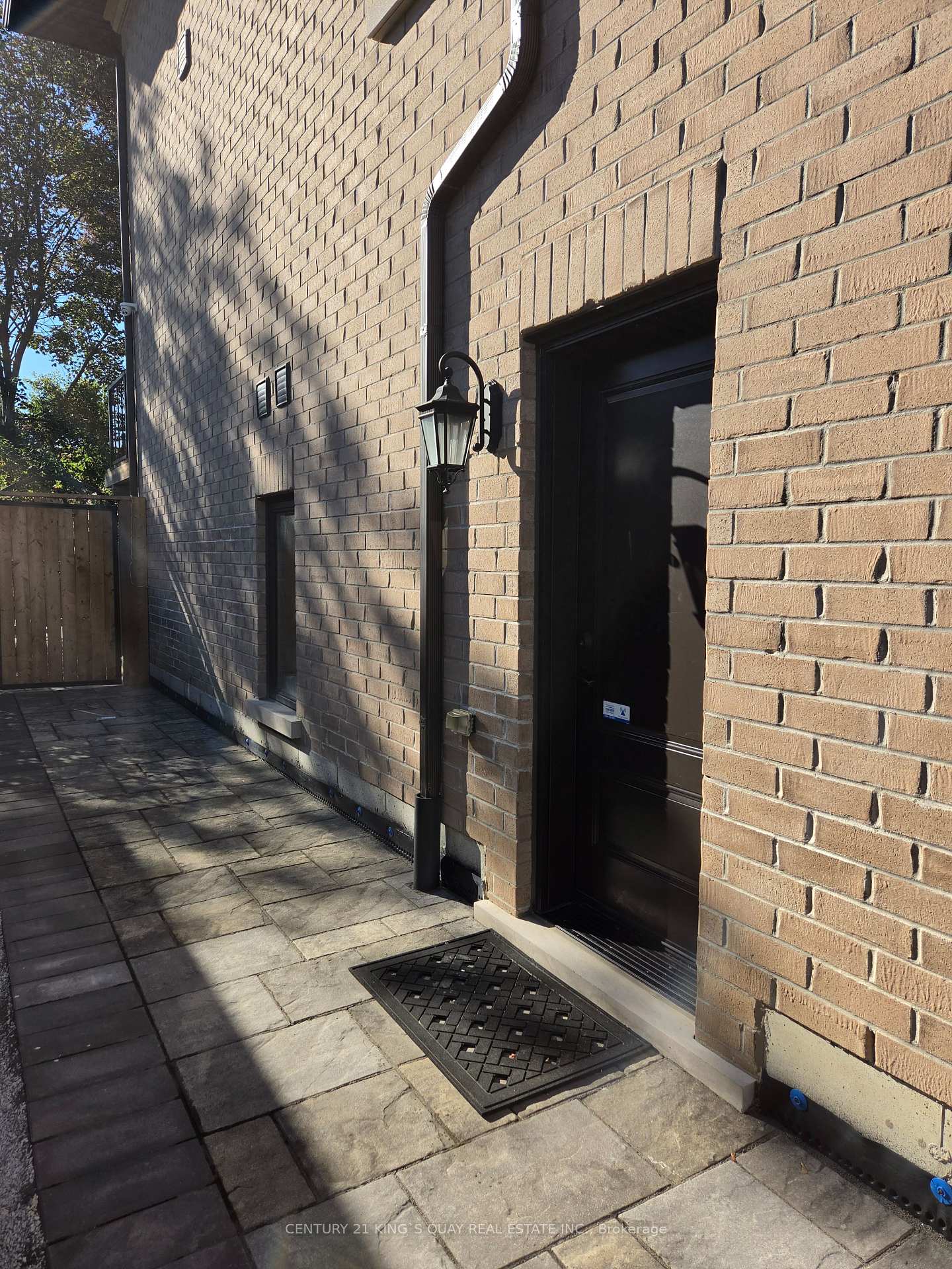 Photo 2 of 7 Logandale Road, North York, Willowdale East — HOMEH
