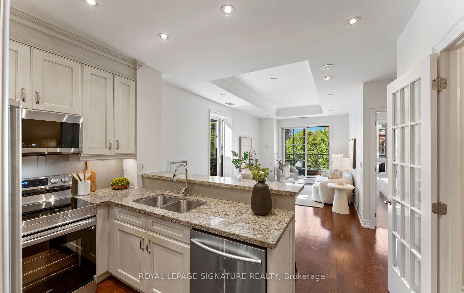 Photo 3 of Unit 337, 21 Burkebrook Place, North York, Bridle Path-Sunnybrook-York Mills — HOMEH