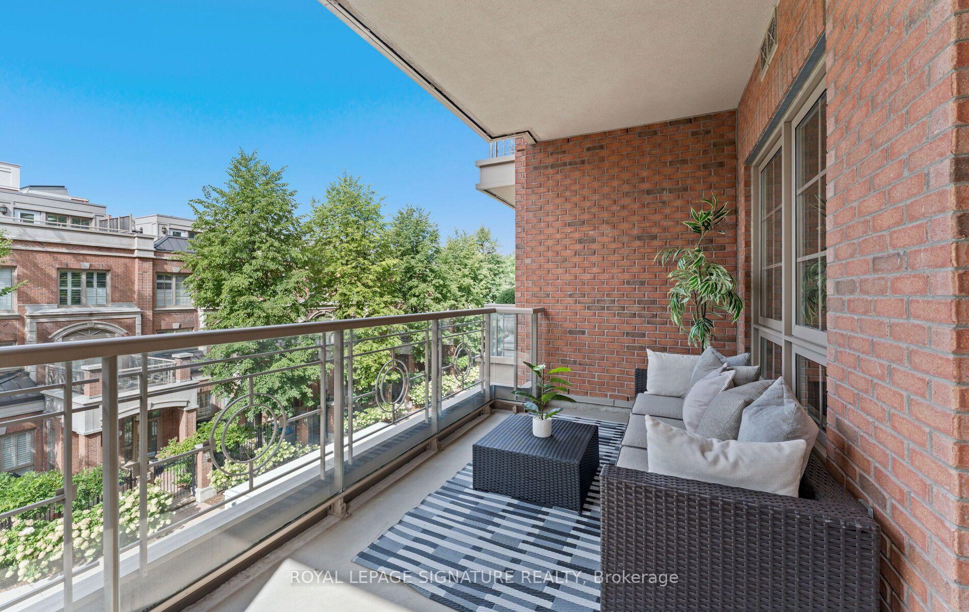Photo 10 of Unit 337, 21 Burkebrook Place, North York, Bridle Path-Sunnybrook-York Mills — HOMEH