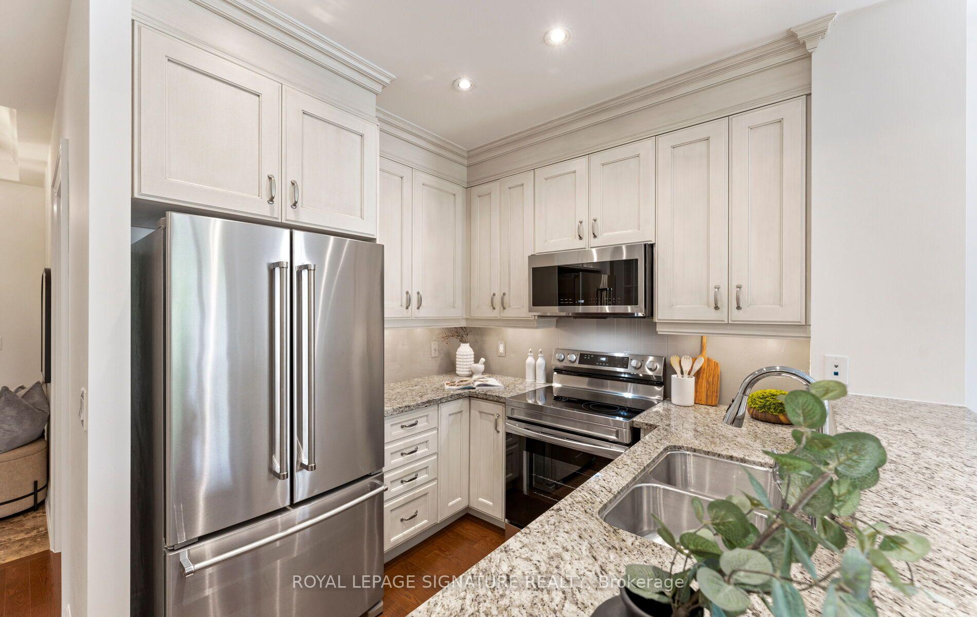 Photo 16 of Unit 337, 21 Burkebrook Place, North York, Bridle Path-Sunnybrook-York Mills — HOMEH