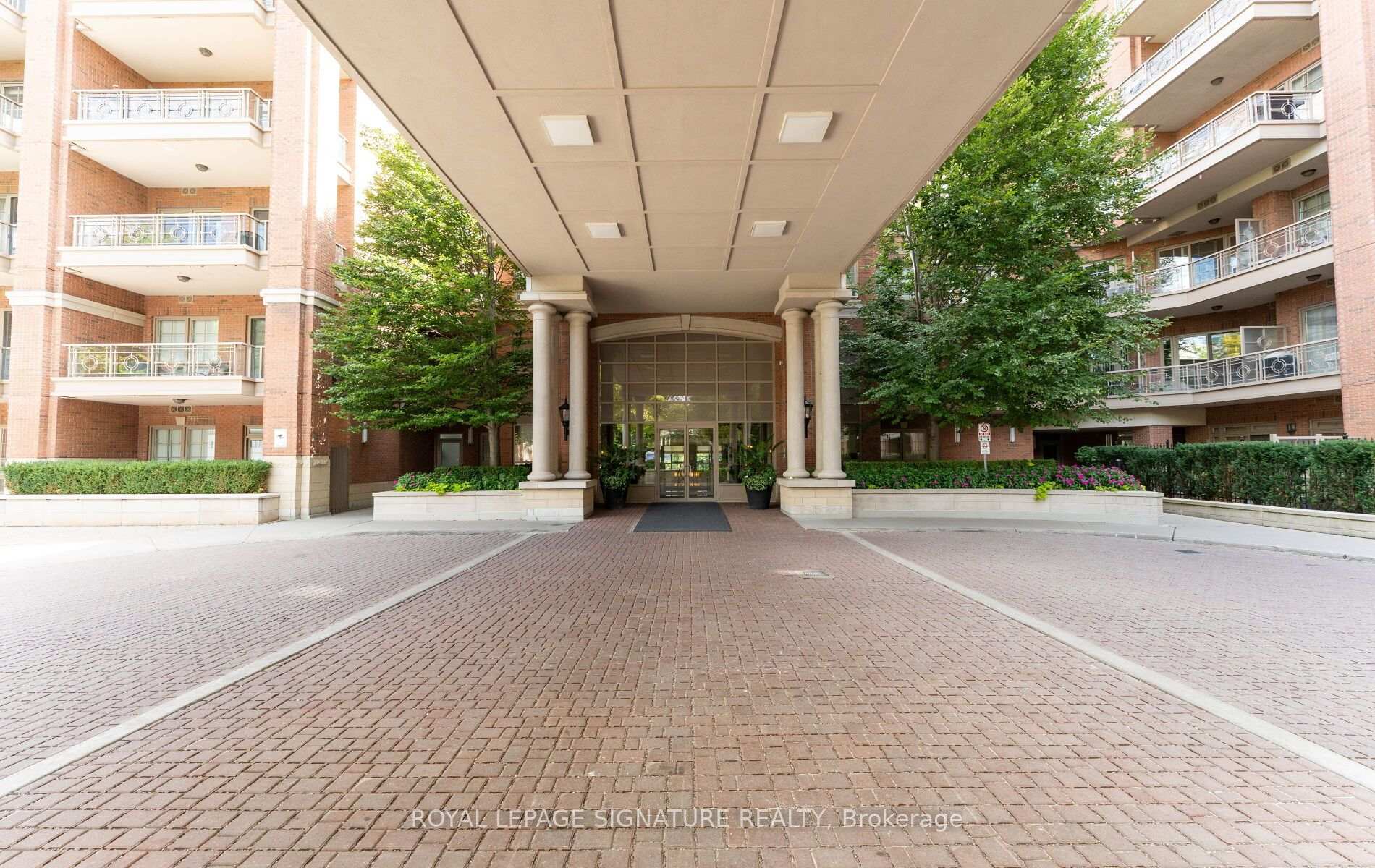 Photo 37 of Unit 337, 21 Burkebrook Place, North York, Bridle Path-Sunnybrook-York Mills — HOMEH