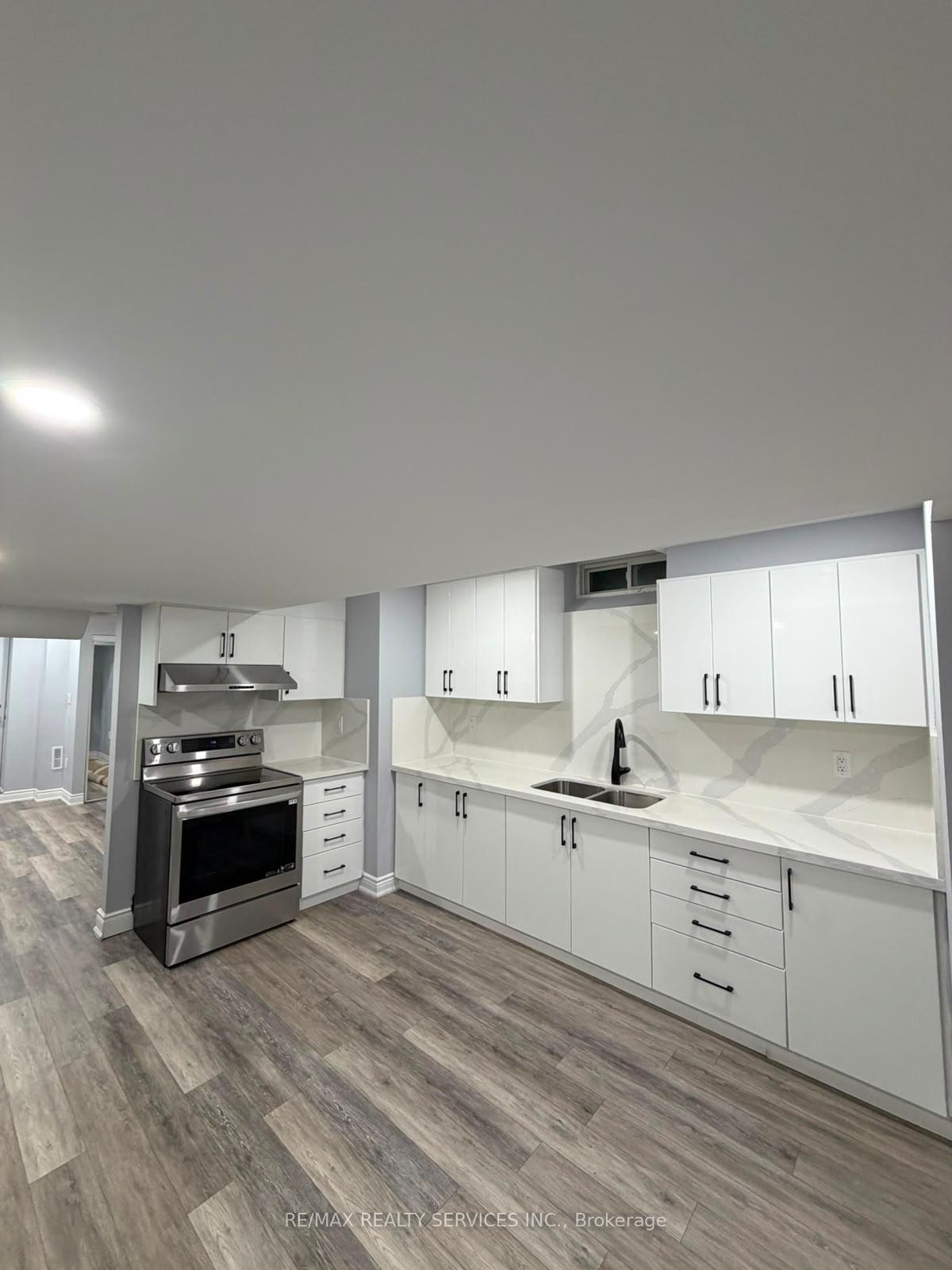 Photo 6 of Unit Lower, 2 Tonalite Road, Brampton, Vales of Castlemore — HOMEH