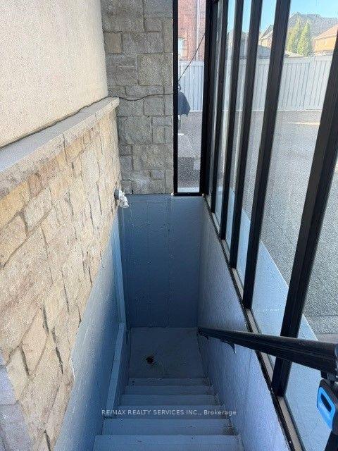 Photo 17 of Unit Lower, 2 Tonalite Road, Brampton, Vales of Castlemore — HOMEH