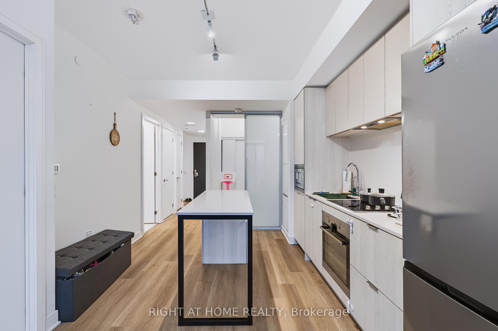 Photo 11 of Unit 422, 86 Dundas Street E, Mississauga, Cooksville — HOMEH