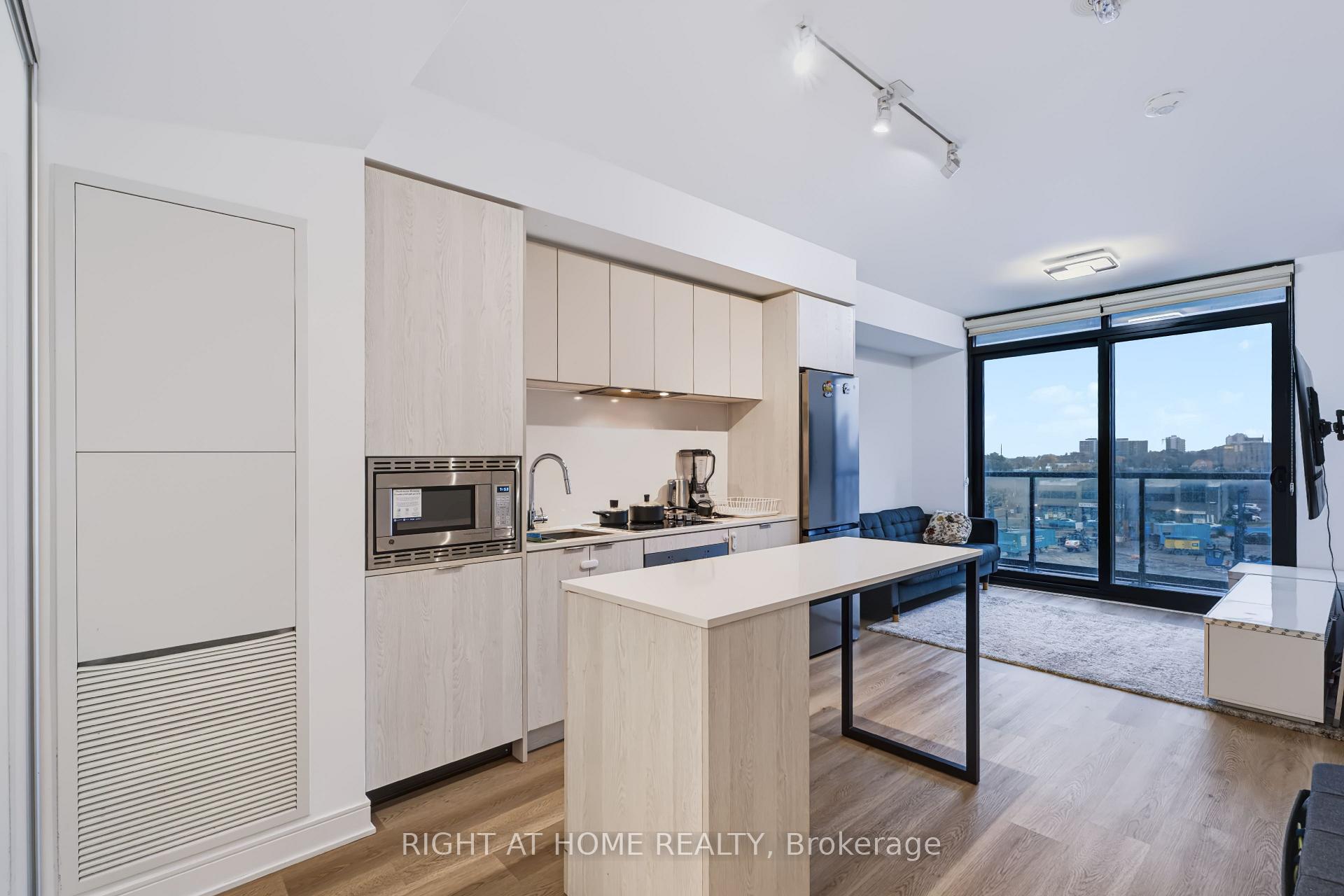 Photo 13 of Unit 422, 86 Dundas Street E, Mississauga, Cooksville — HOMEH