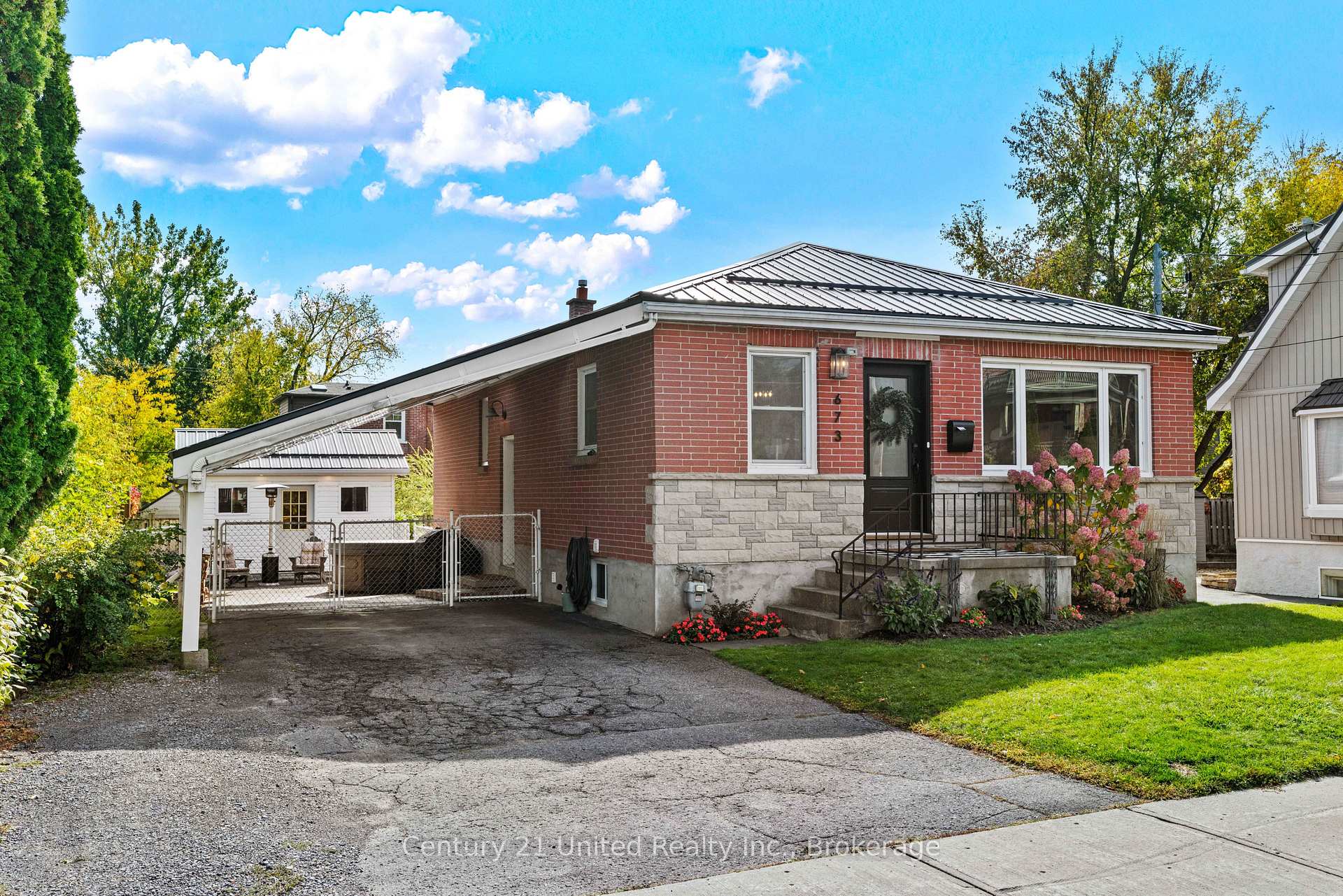 Photo 1 of 673 Frank Street, Peterborough, Otonabee Ward 1 — HOMEH