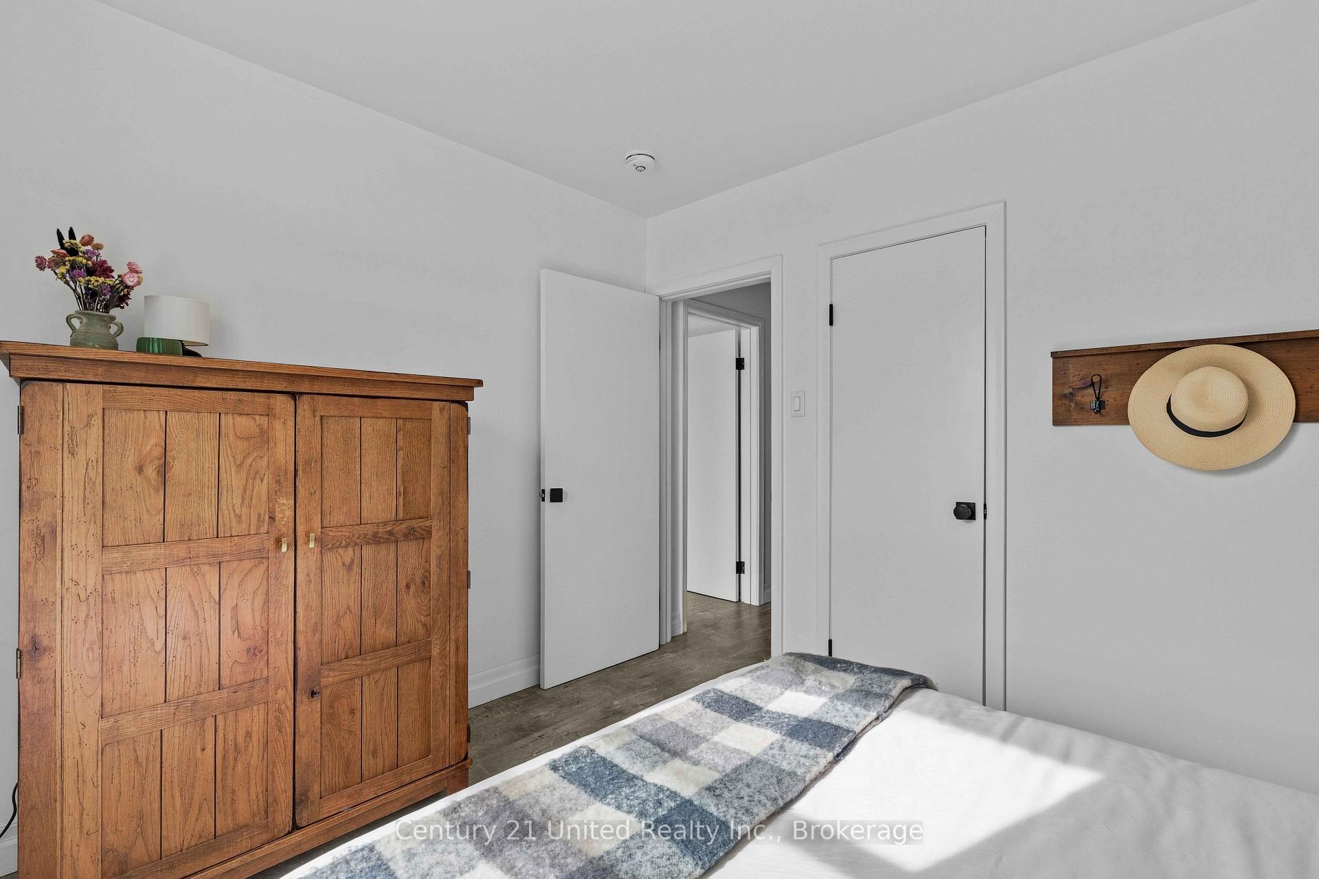 Photo 12 of 673 Frank Street, Peterborough, Otonabee Ward 1 — HOMEH