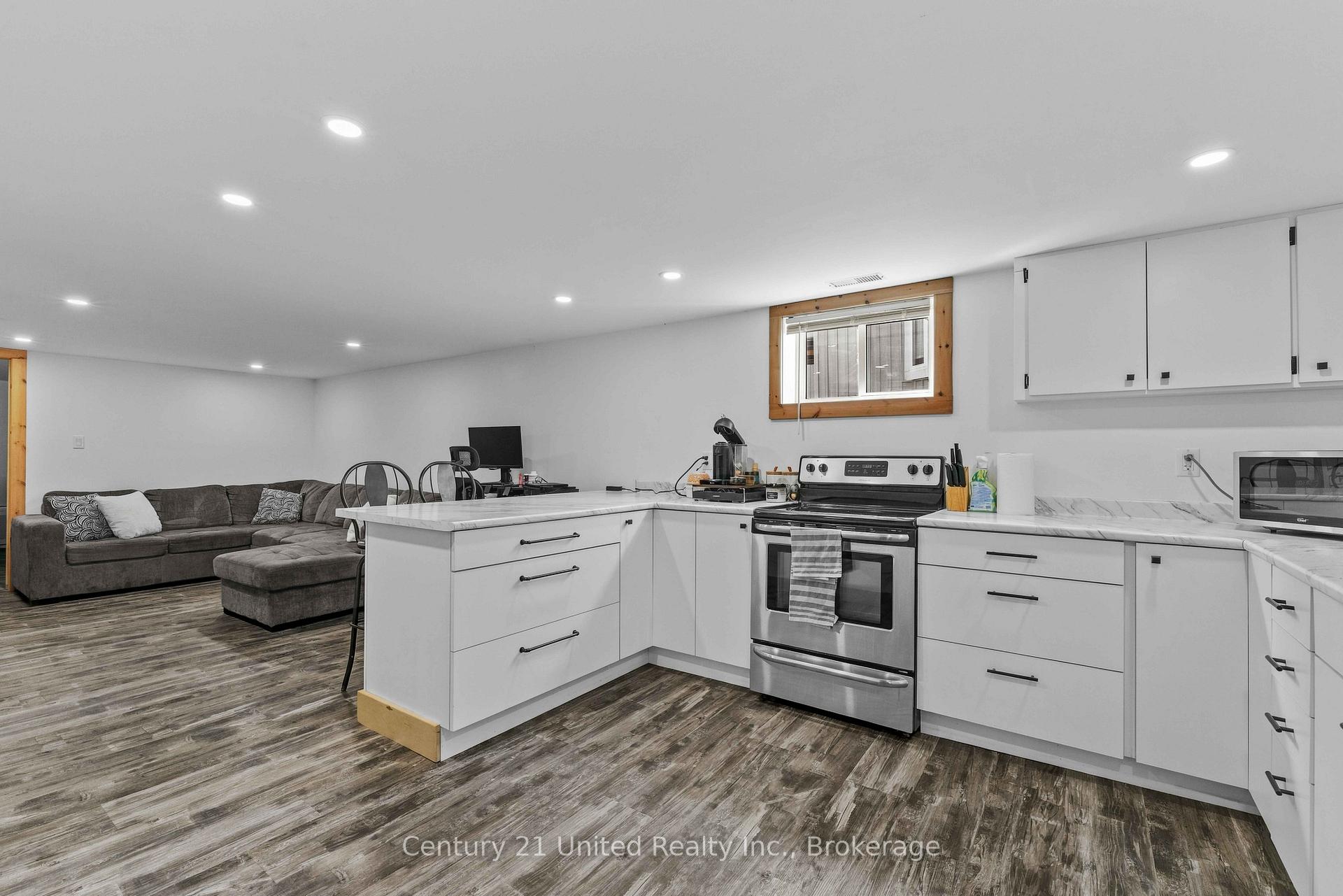 Photo 18 of 673 Frank Street, Peterborough, Otonabee Ward 1 — HOMEH