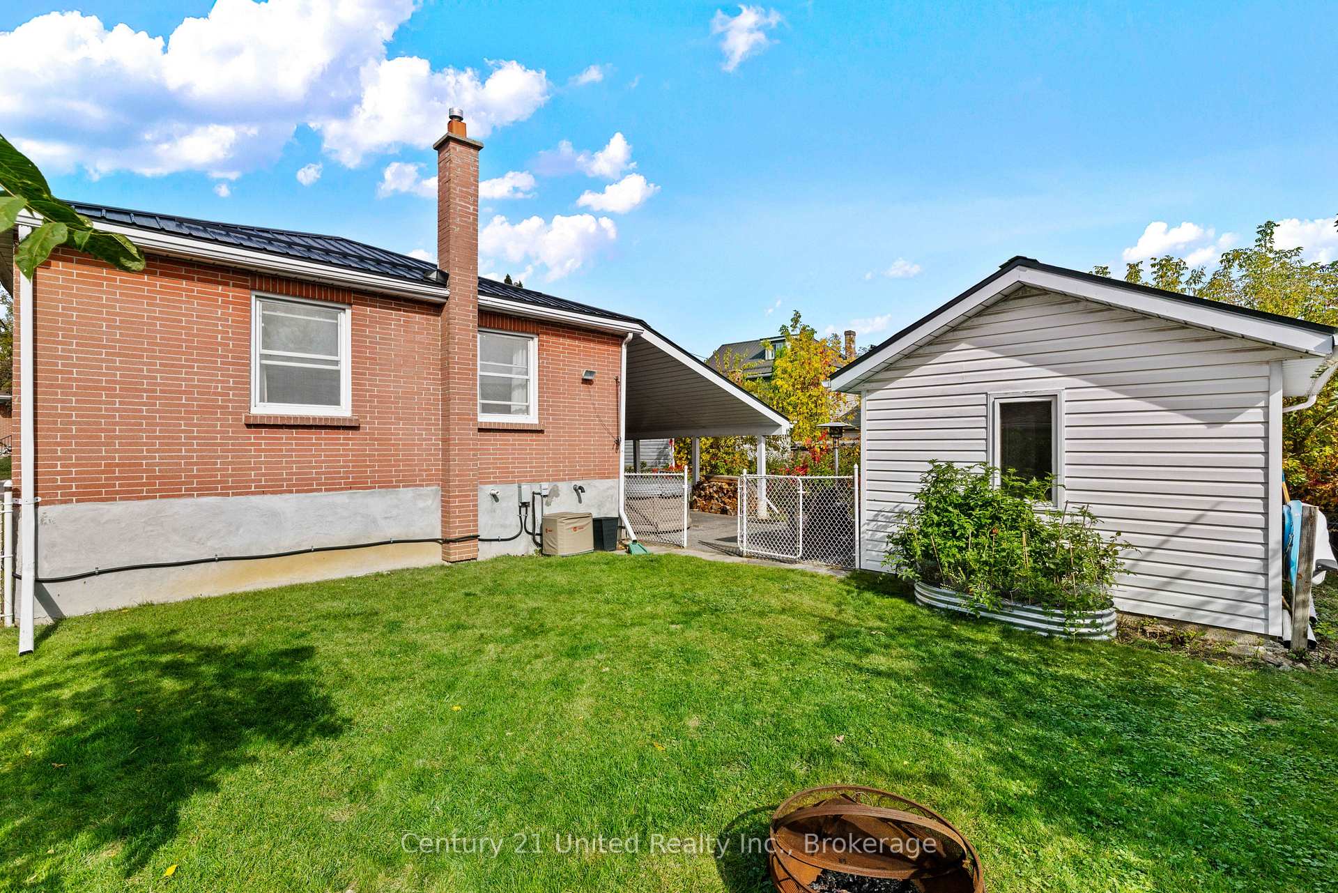 Photo 30 of 673 Frank Street, Peterborough, Otonabee Ward 1 — HOMEH