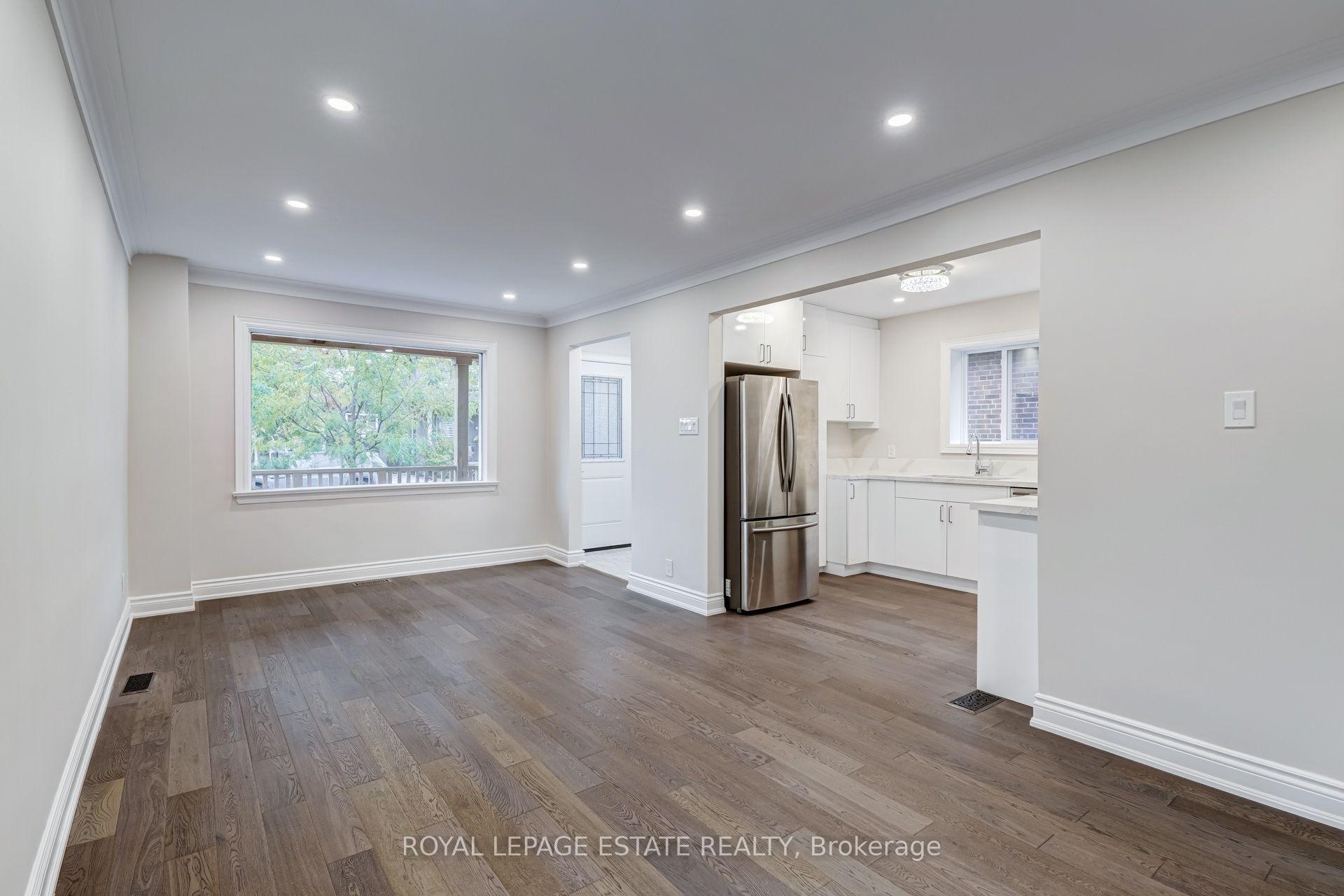 Photo 12 of 12 Norlong Boulevard, Toronto, East York — HOMEH