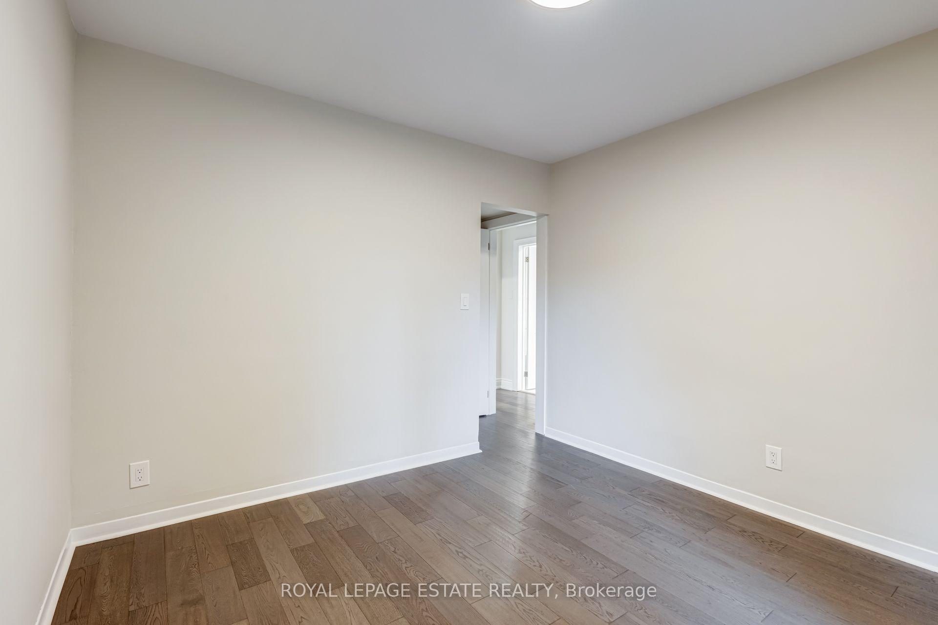 Photo 24 of 12 Norlong Boulevard, Toronto, East York — HOMEH