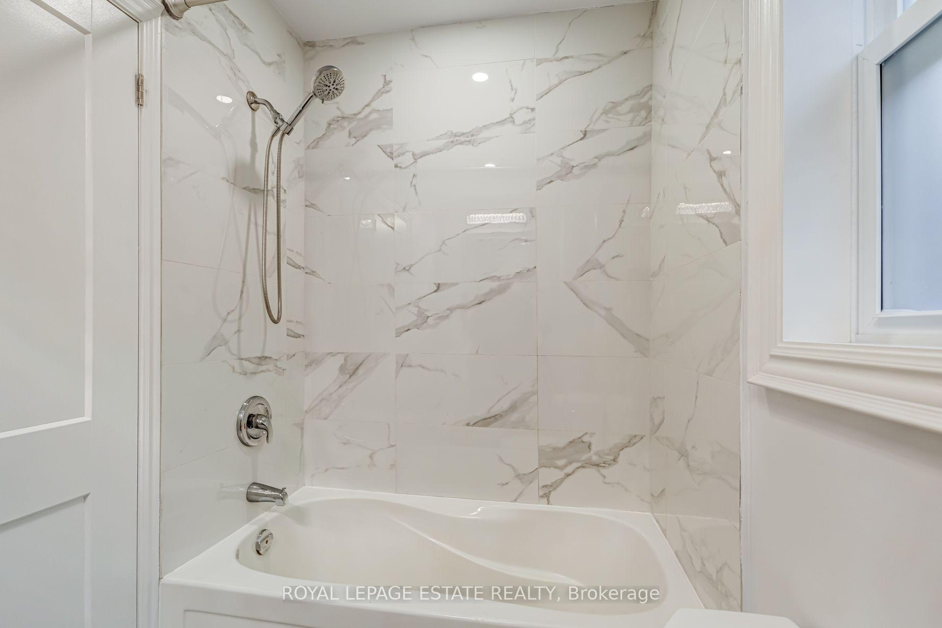Photo 26 of 12 Norlong Boulevard, Toronto, East York — HOMEH