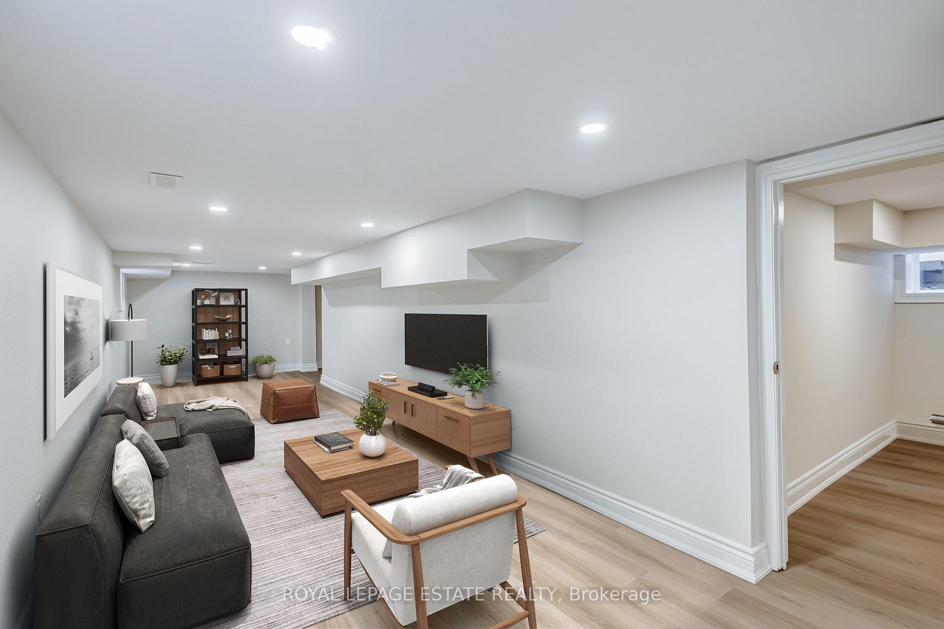Photo 40 of 12 Norlong Boulevard, Toronto, East York — HOMEH