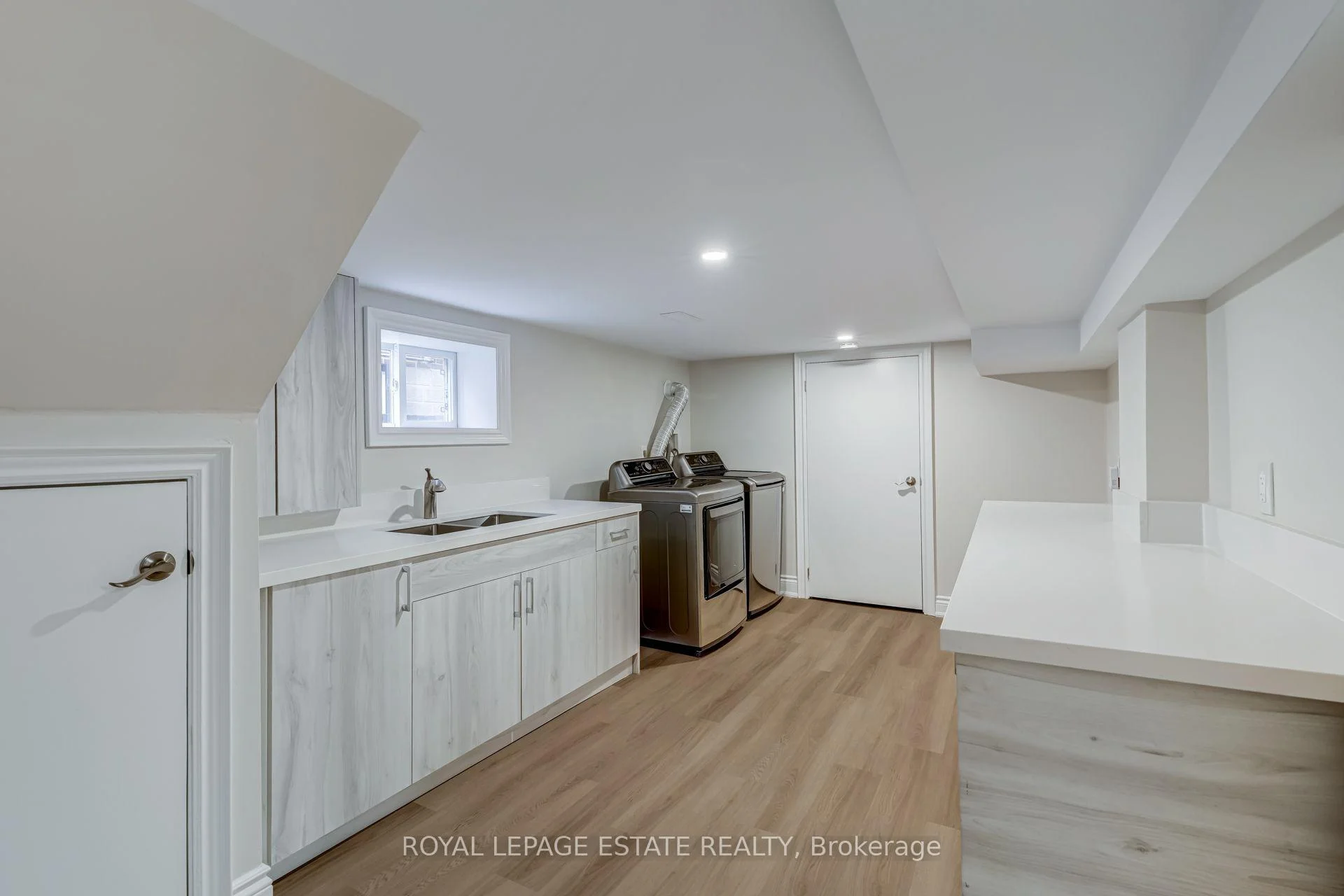 Photo 27 of 12 Norlong Boulevard, Toronto, East York — HOMEH
