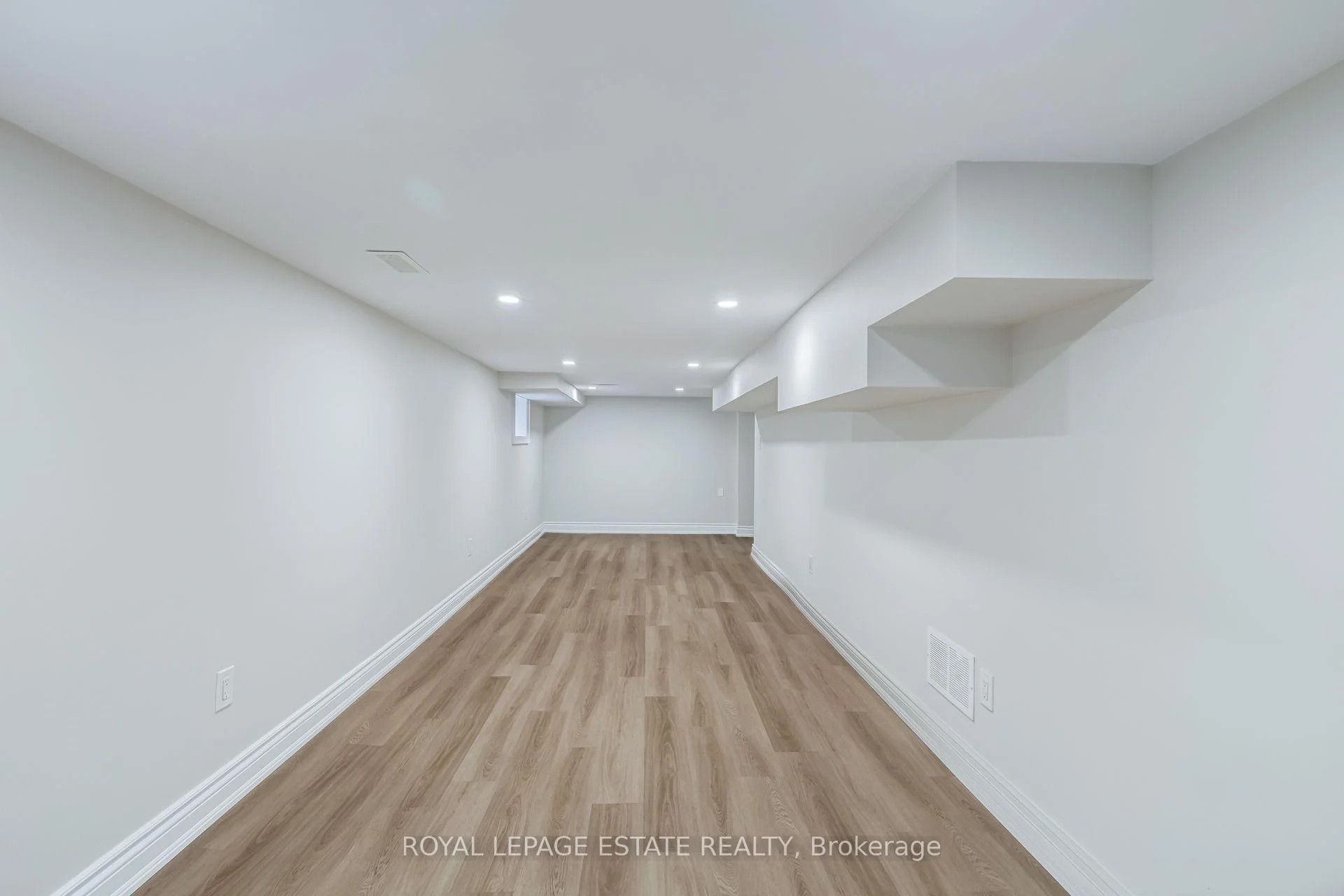 Photo 38 of 12 Norlong Boulevard, Toronto, East York — HOMEH