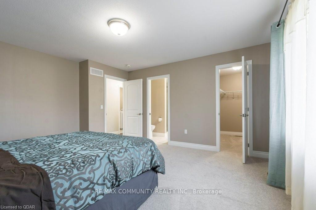 Photo 17 of 94 Redwood Drive, Belleville, Thurlow Ward — HOMEH