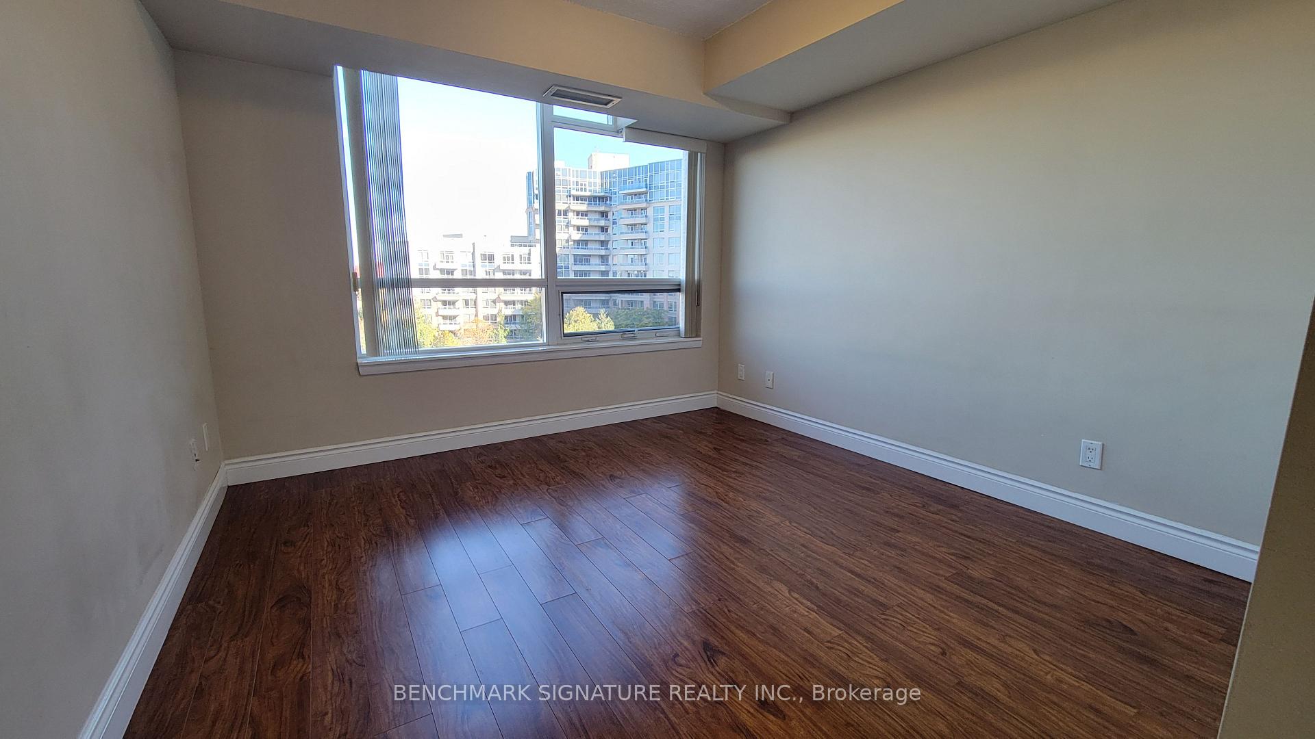Photo 10 of Unit 887, 23 Cox Boulevard, Markham, Unionville — HOMEH