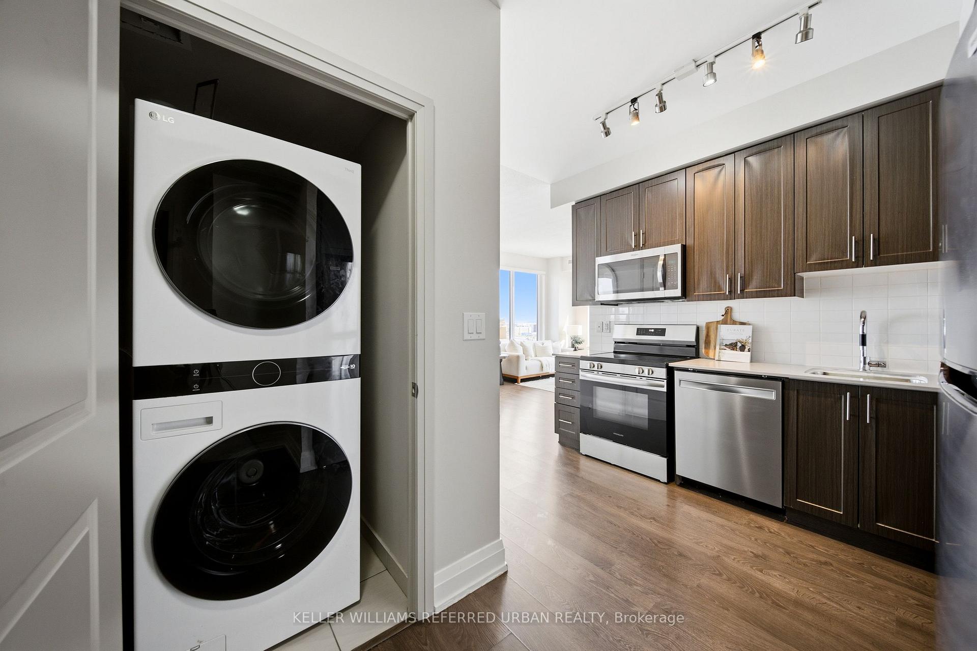 Photo 26 of Unit 1705, 3600 Highway 7, Vaughan, Vaughan Corporate Centre — HOMEH