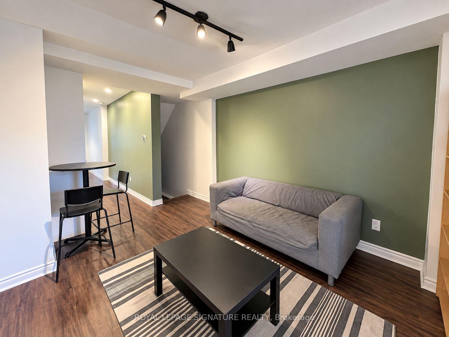 Photo 6 of Unit 2, 174 Gage Avenue, Hamilton, Crown Point — HOMEH