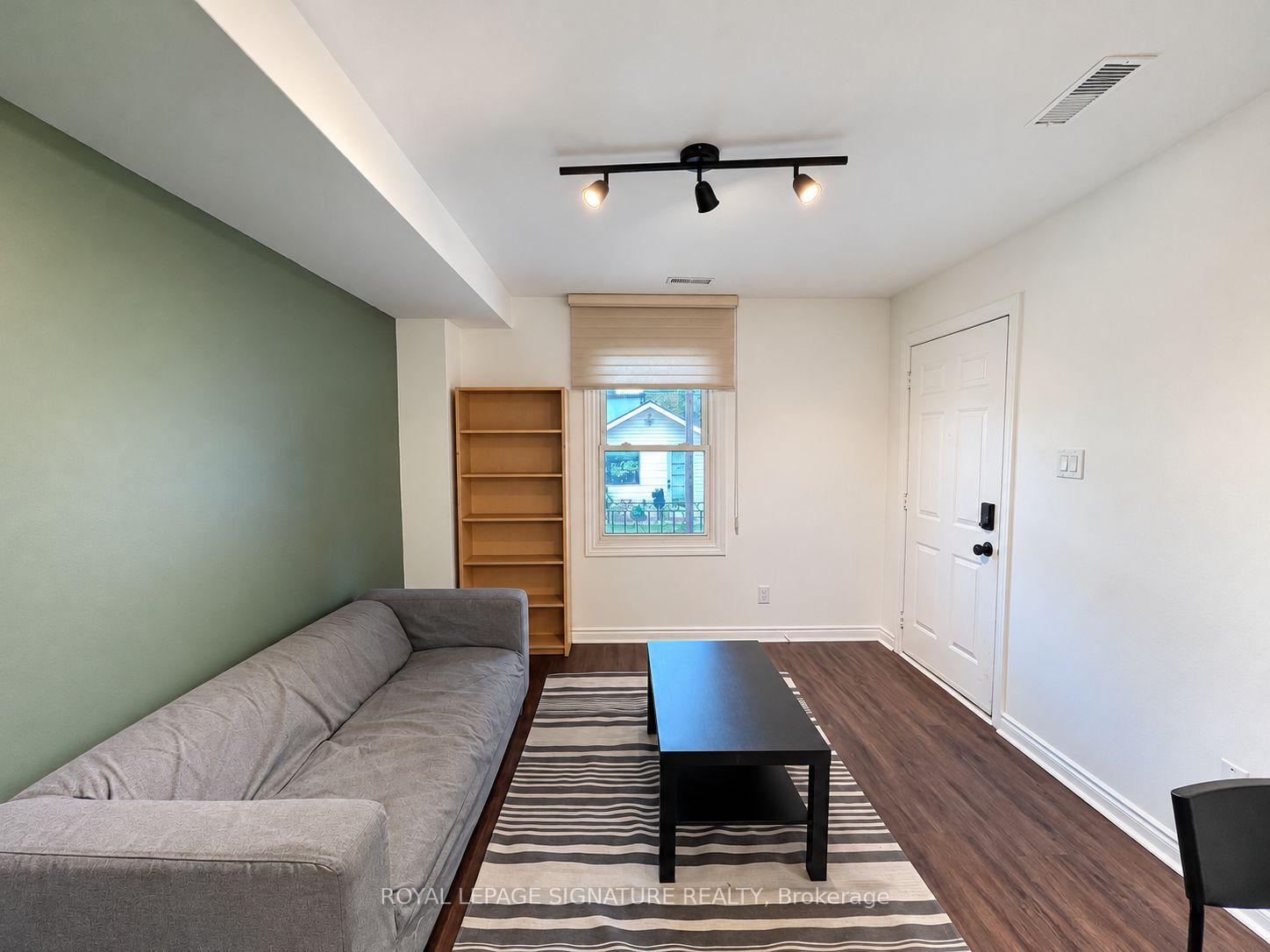 Photo 7 of Unit 2, 174 Gage Avenue, Hamilton, Crown Point — HOMEH