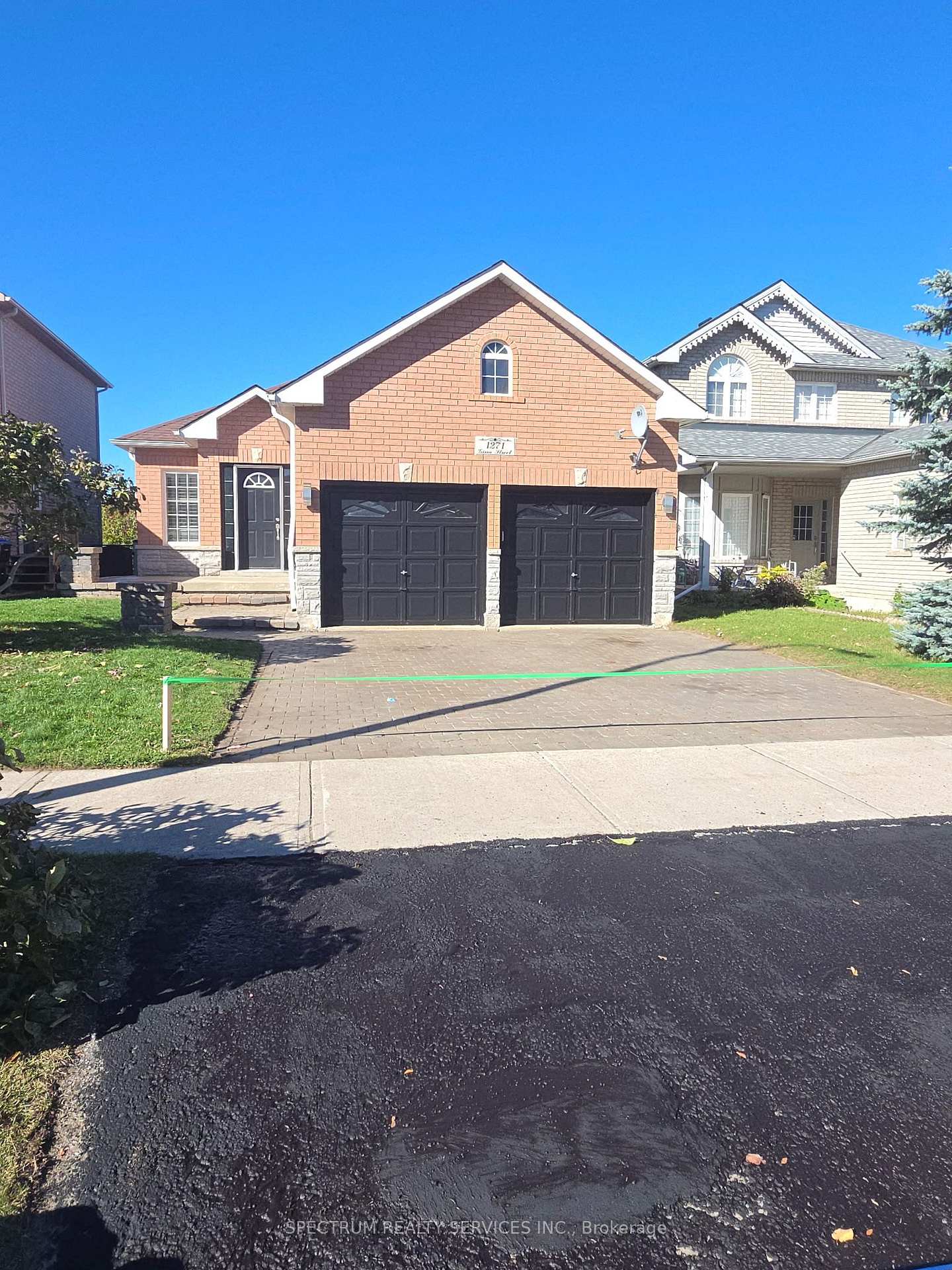 Photo 2 of 1271 Gina Street, Innisfil, Alcona — HOMEH