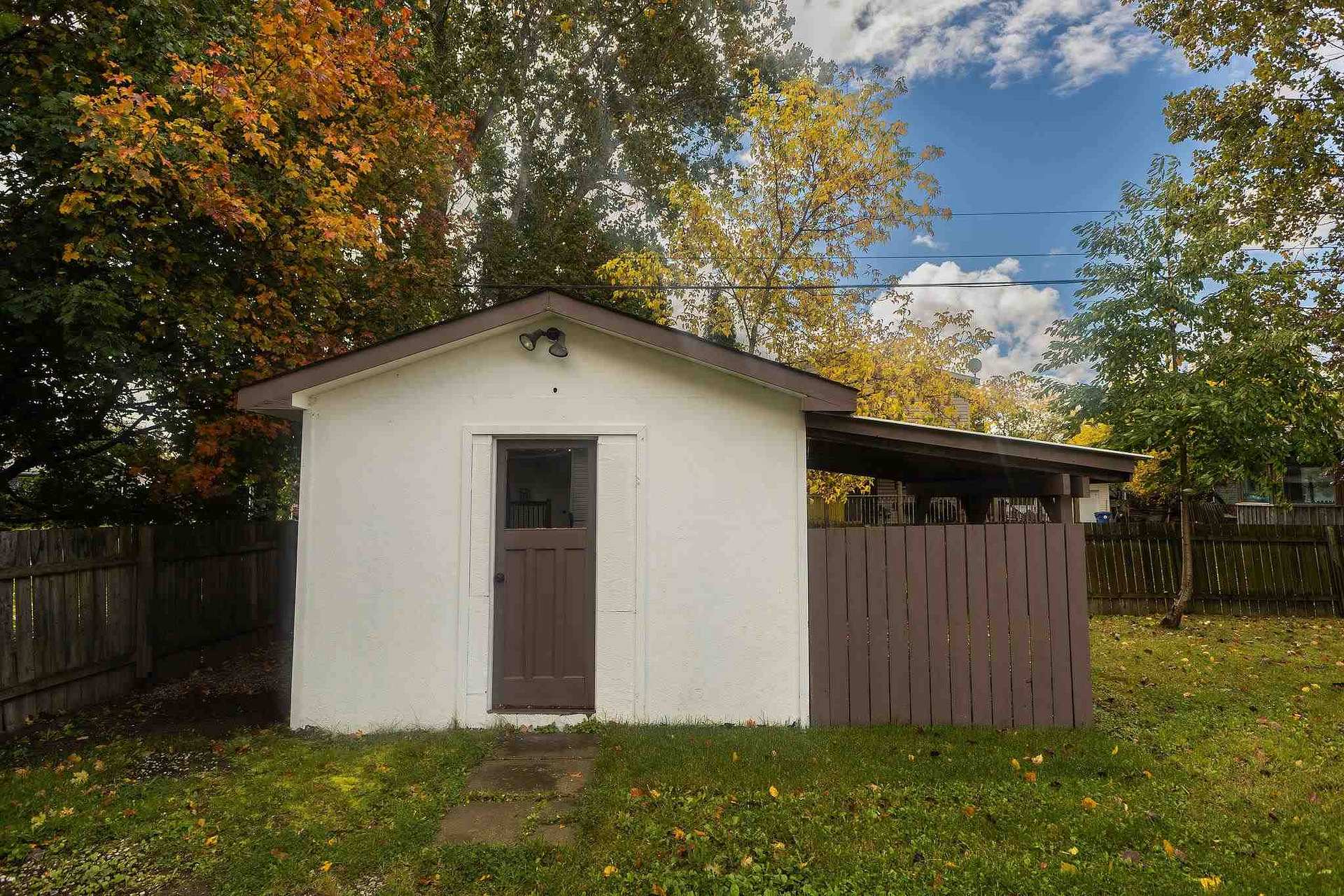 Photo 5 of 791 Second Line W, Sault Ste Marie, Ward 5 — HOMEH