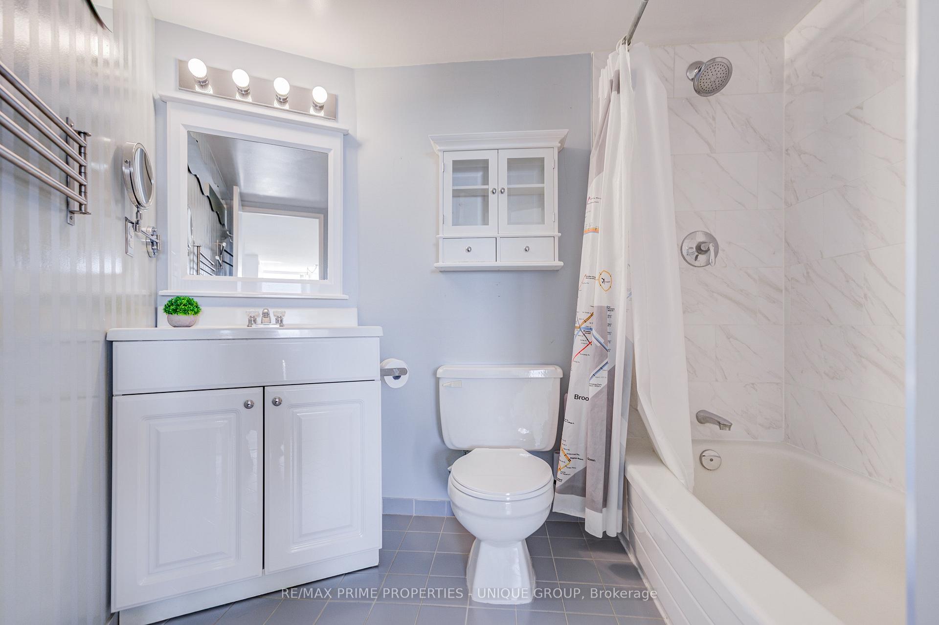 Photo 27 of Unit 301, 250 Queens Quay W, Toronto, Waterfront Communities — HOMEH
