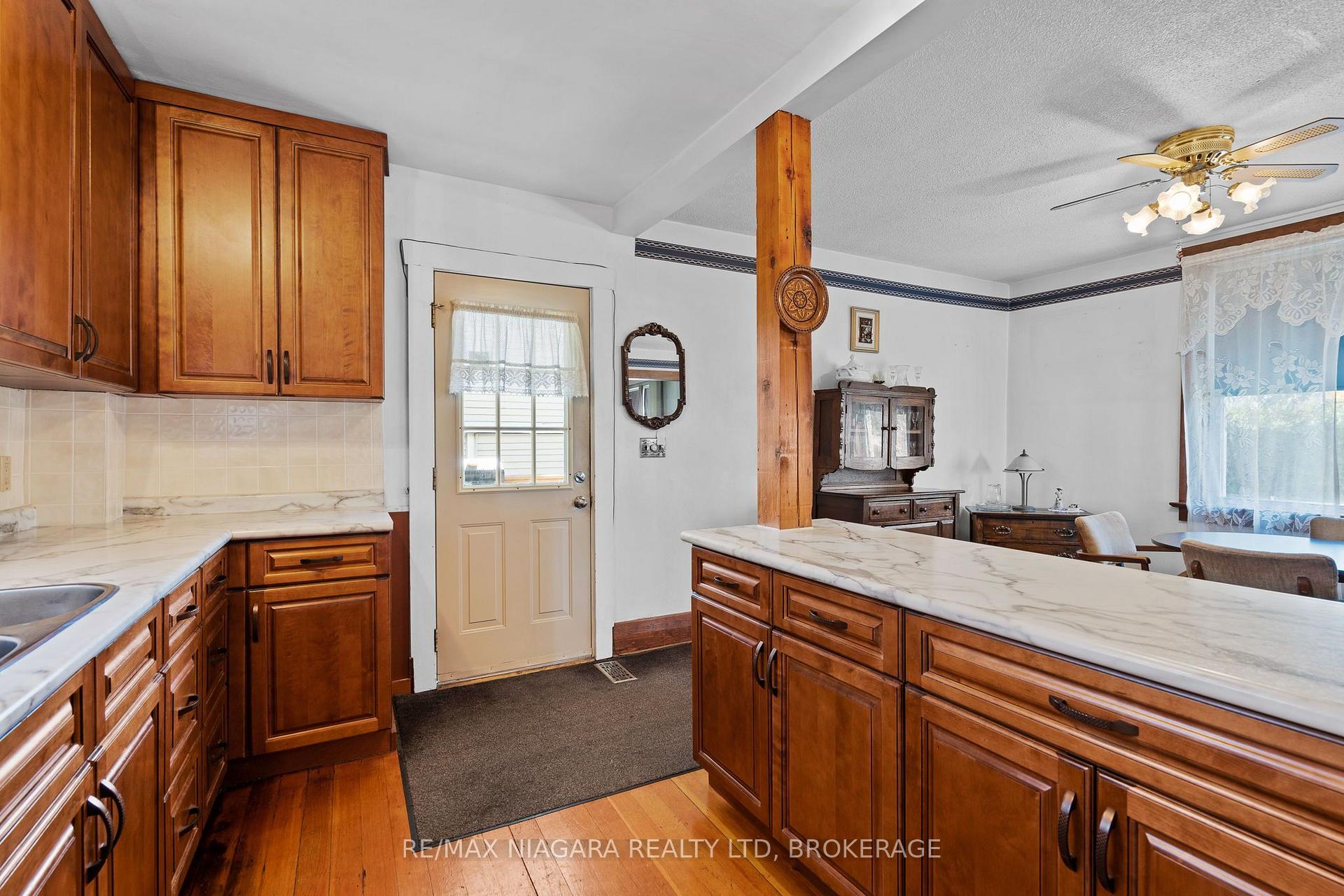 Photo 11 of 147 Chippawa Road, Port Colborne, Bethel — HOMEH