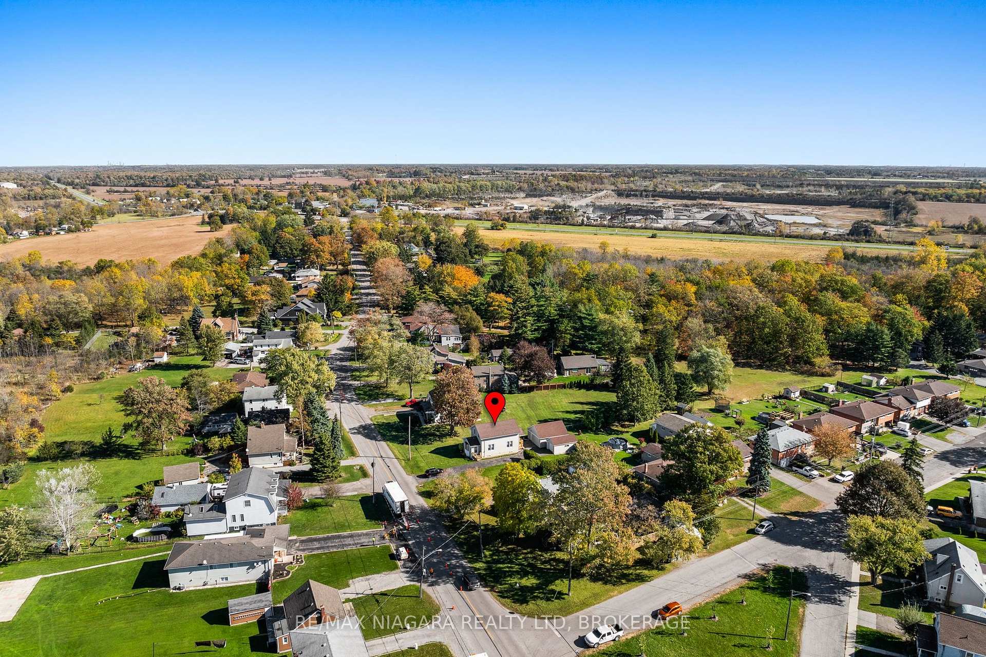 Photo 30 of 147 Chippawa Road, Port Colborne, Bethel — HOMEH