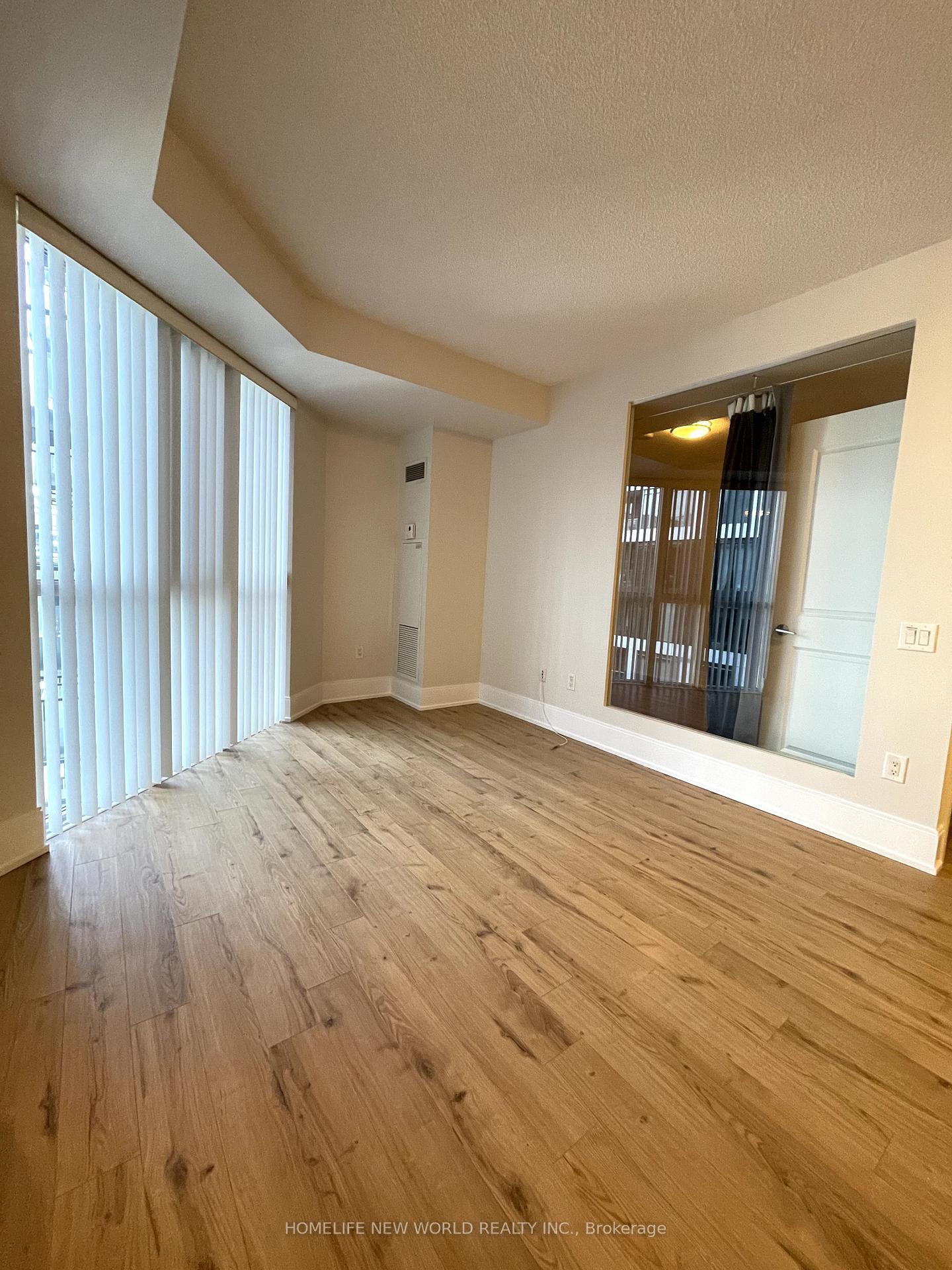 Photo 5 of Unit 1032, 560 Front Street W, Toronto, Waterfront Communities — HOMEH