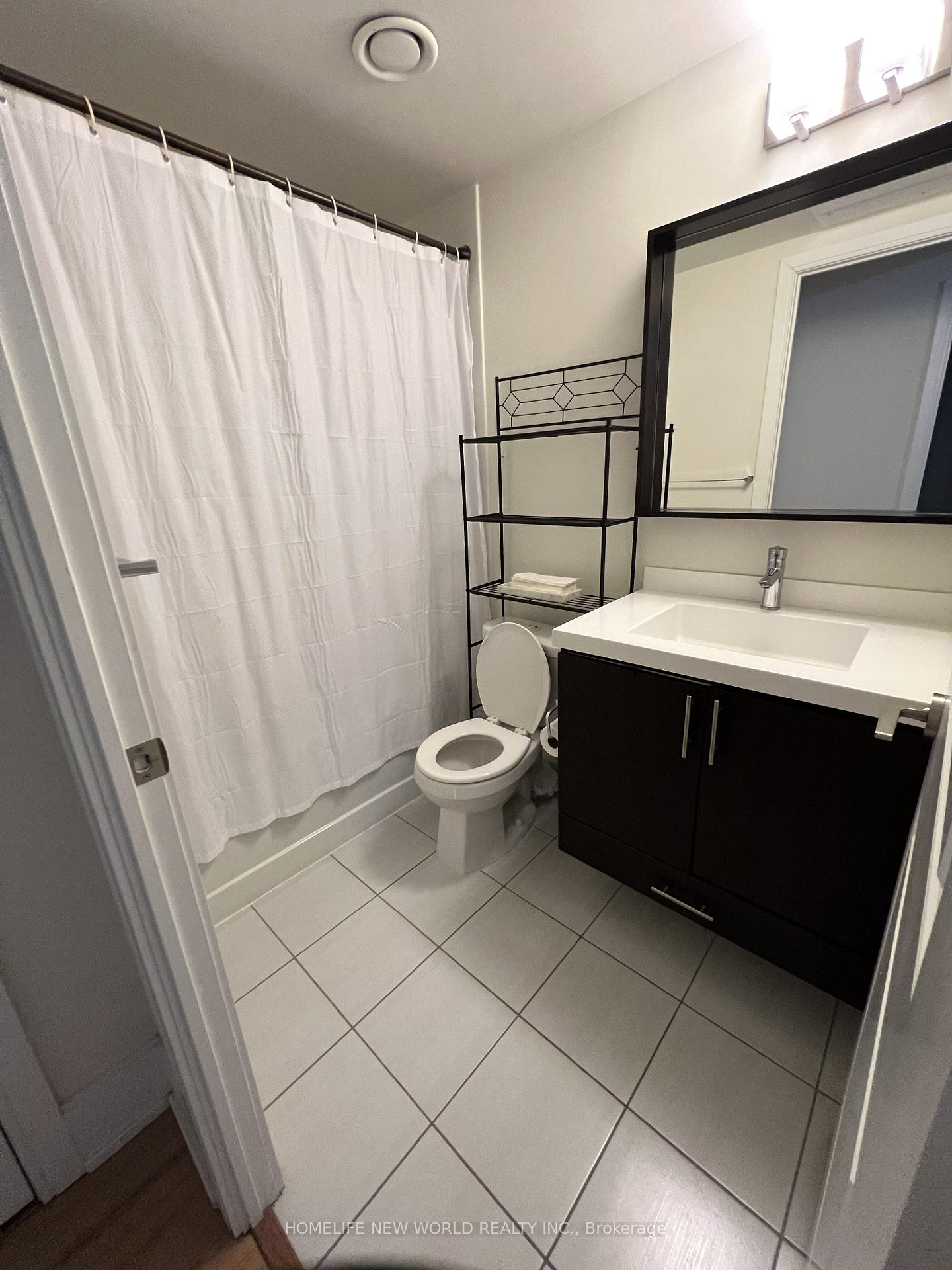 Photo 9 of Unit 1032, 560 Front Street W, Toronto, Waterfront Communities — HOMEH