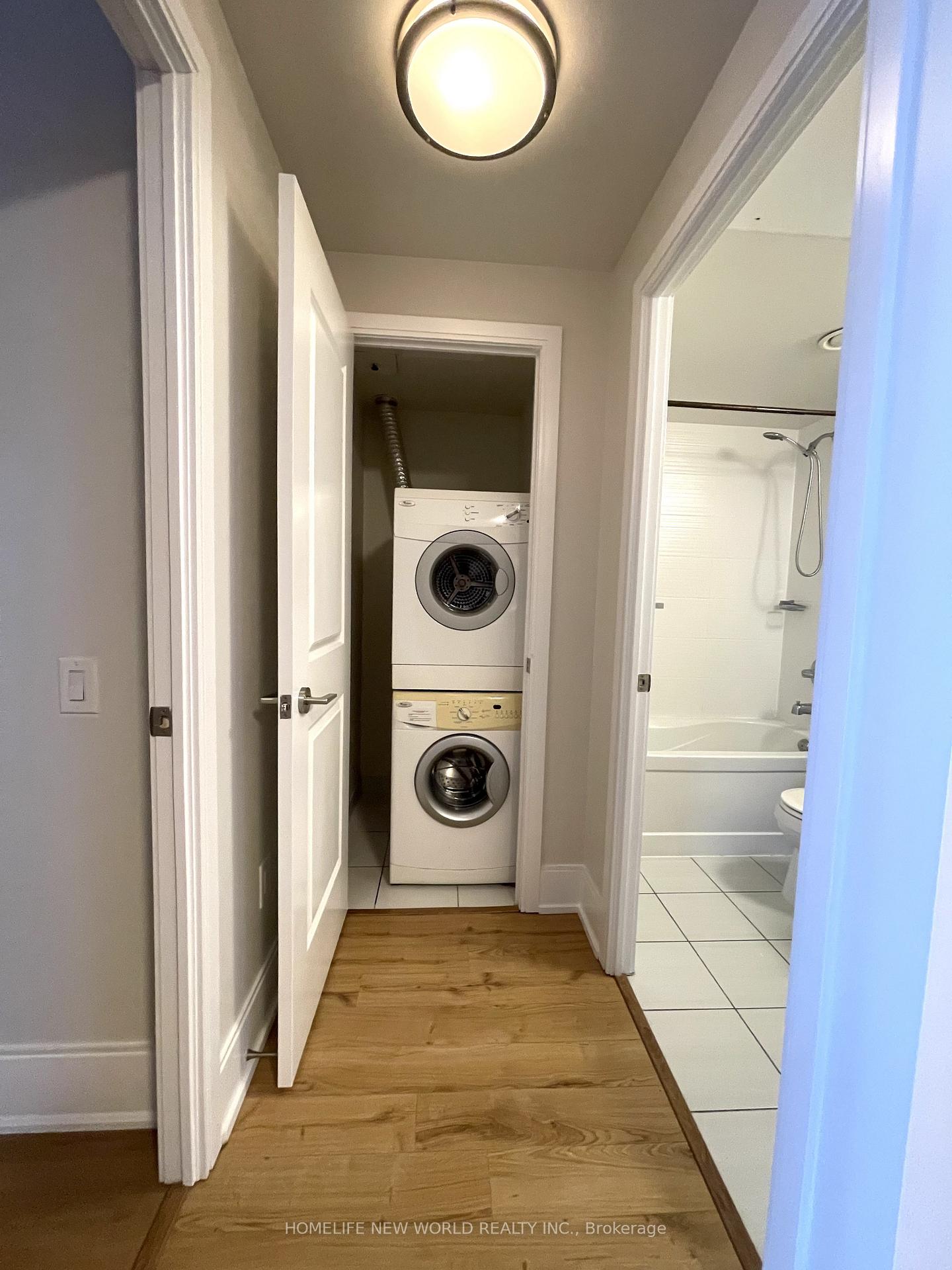 Photo 10 of Unit 1032, 560 Front Street W, Toronto, Waterfront Communities — HOMEH